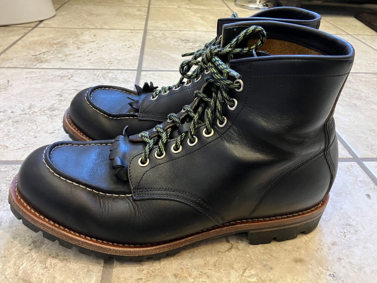 Photo by Bobs0108 on February 4, 2024 of the Johnny Works RL01 in Unknown Leather.