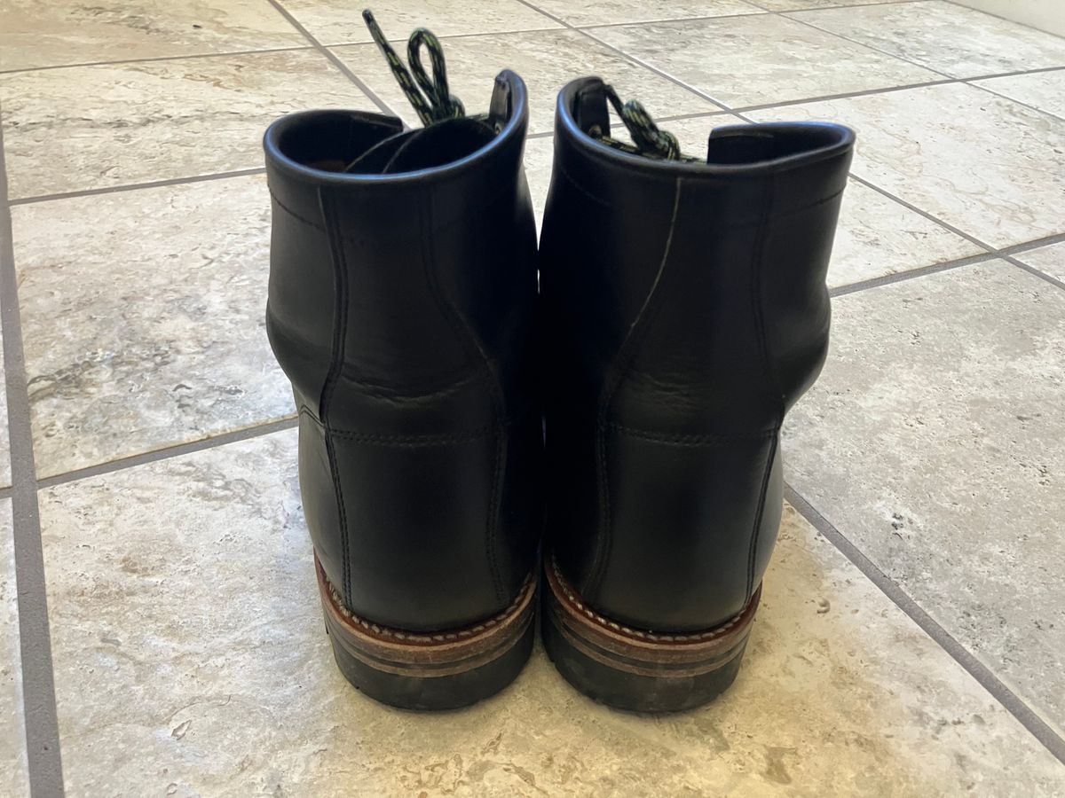 Photo by Bobs0108 on March 3, 2024 of the Johnny Works RL01 in Unknown Leather.