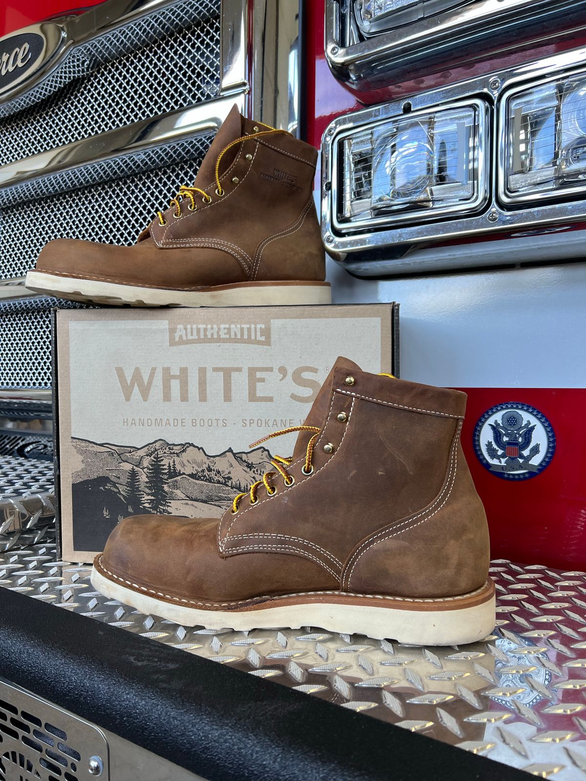 Photo by PhiltheBoom on December 1, 2022 of the White's Unlisted Model in Seidel Distressed Roughout.