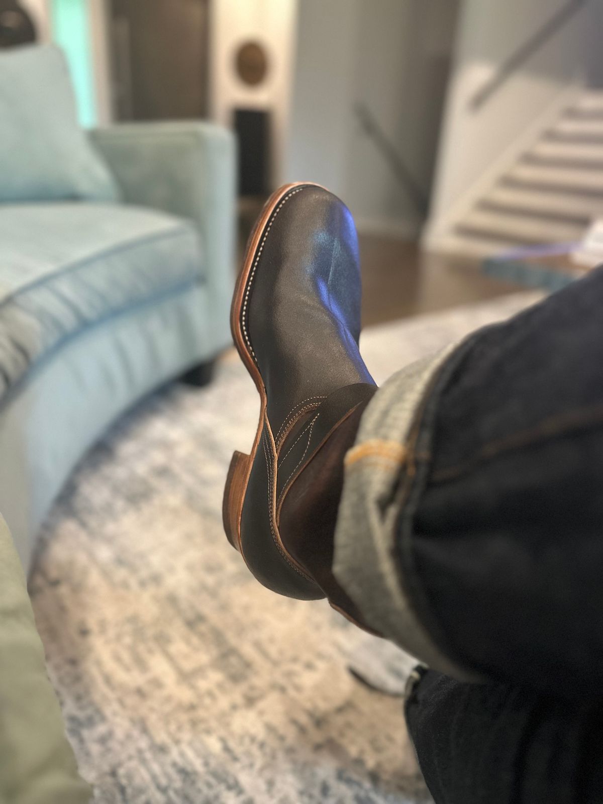 Photo by northsouthdenimguy on August 15, 2025 of the Unsung U 22-2 Engineer Boot in Horween Dark Brown Waxed Flesh & Grain Side Horween DarknBrown waxed flesh Overdyed Dark Brown.