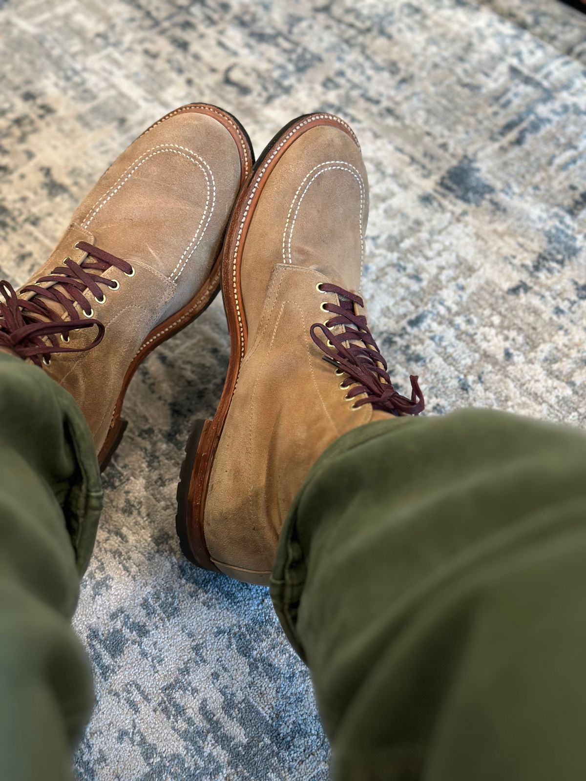 Photo by northsouthdenimguy on September 8, 2024 of the Alden Indy Boot in Tan Suede.