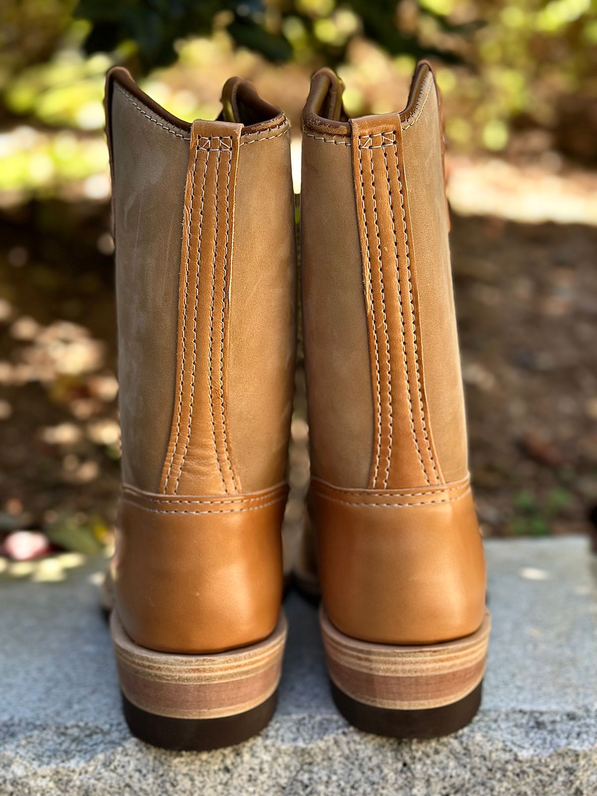 Photo by northsouthdenimguy on October 3, 2025 of the Wesco Morrison in Maryam Glazed Natural Horsehide.