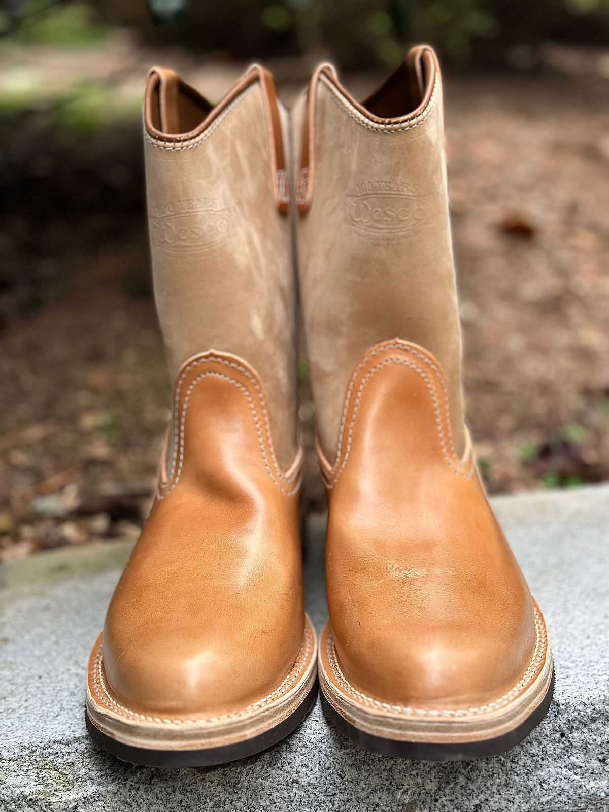 Photo by northsouthdenimguy on October 4, 2025 of the Wesco Morrison in Maryam Glazed Natural Horsehide.