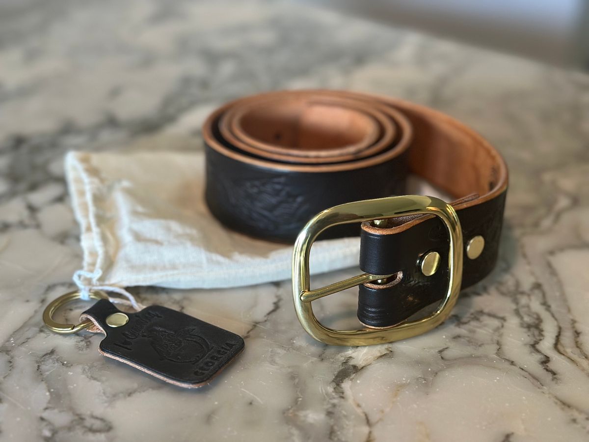 Photo by northsouthdenimguy on October 3, 2025 of the Harker Leather Works Kraken in Wickett & Craig Tan English Bridle.