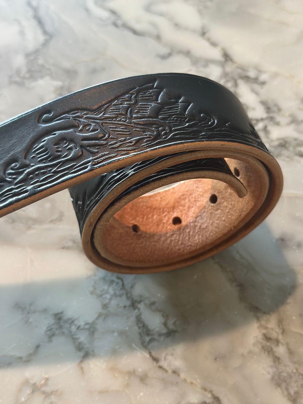 Photo by northsouthdenimguy on October 3, 2025 of the Harker Leather Works Kraken in Wickett & Craig Tan English Bridle.