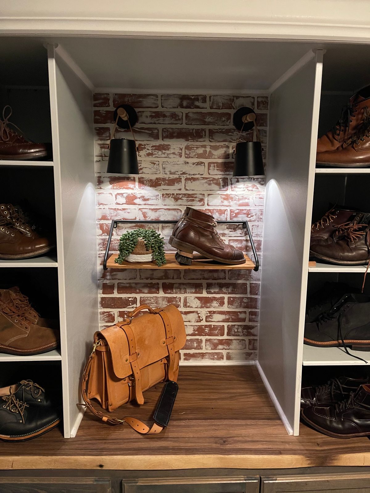 Photo by patinalfather on January 3, 2023 of the John Lofgren Combat Boots in Shinki Wabi-Sabi Horsebutt.