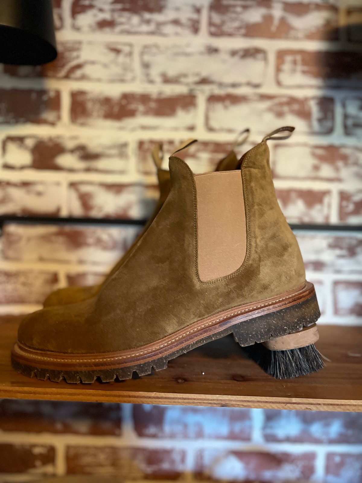 Photo by patinalfather on October 7, 2024 of the Viberg Chelsea in Conceria Opera Calfskin Suede.