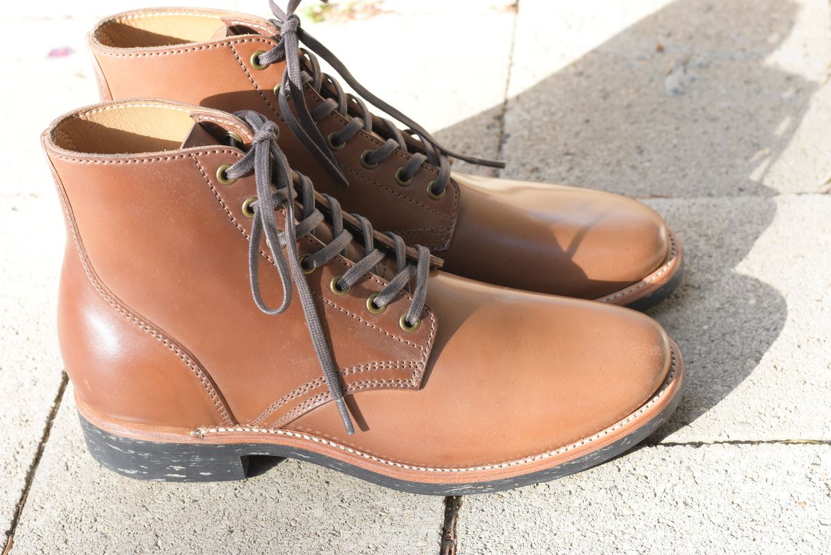 Photo by horsebuttboots on October 1, 2022 of the Quan Shoemaker Unknown Model in Horween Natural Shell Cordovan.