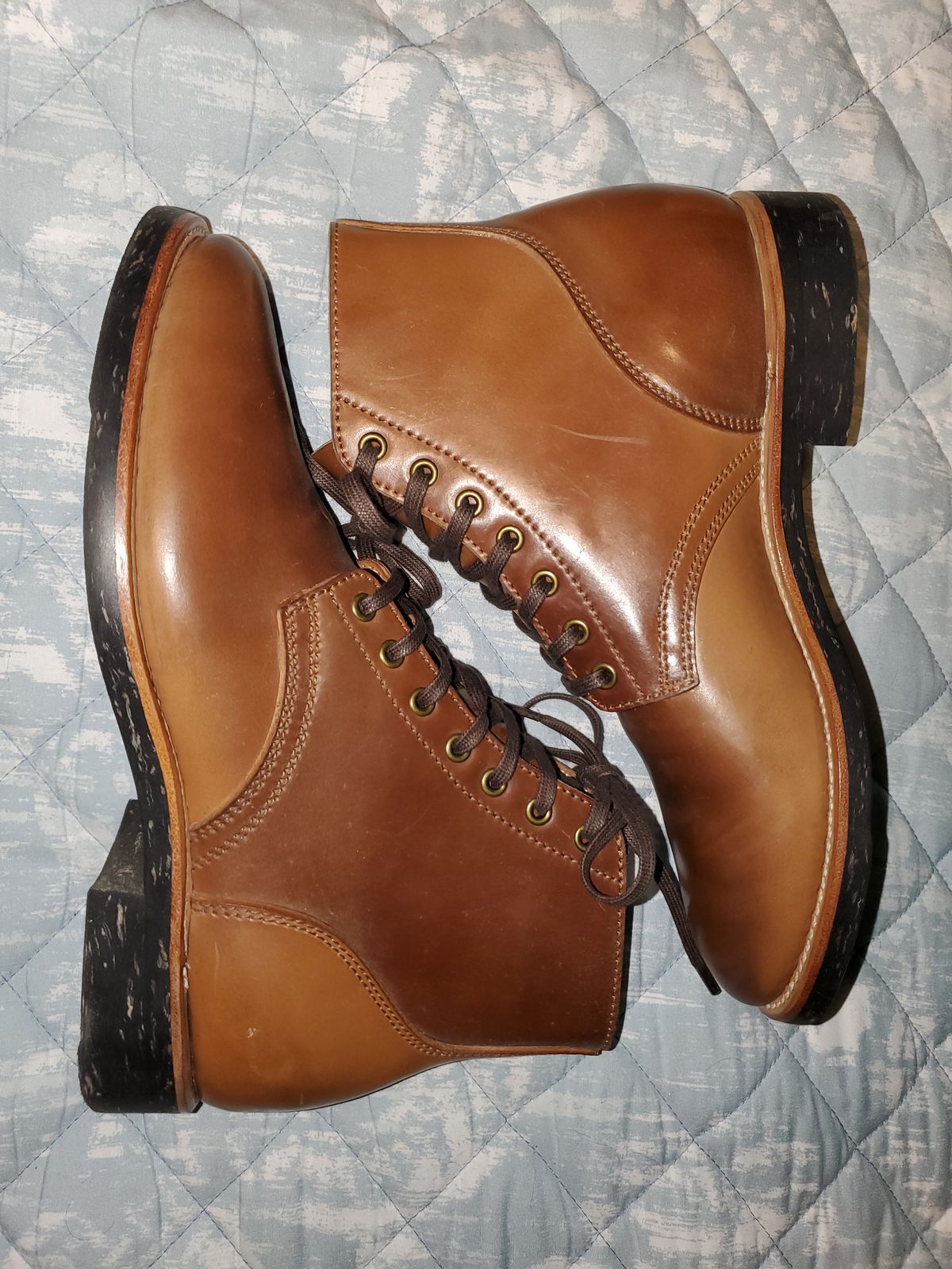 Photo by horsebuttboots on October 1, 2022 of the Quan Shoemaker Unknown Model in Horween Natural Shell Cordovan.