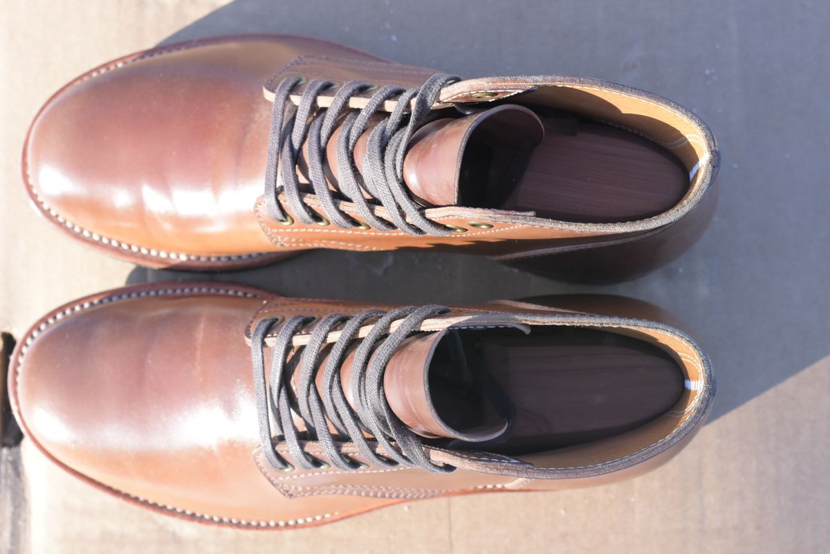 Photo by horsebuttboots on December 2, 2022 of the Quan Shoemaker Unknown Model in Horween Natural Shell Cordovan.