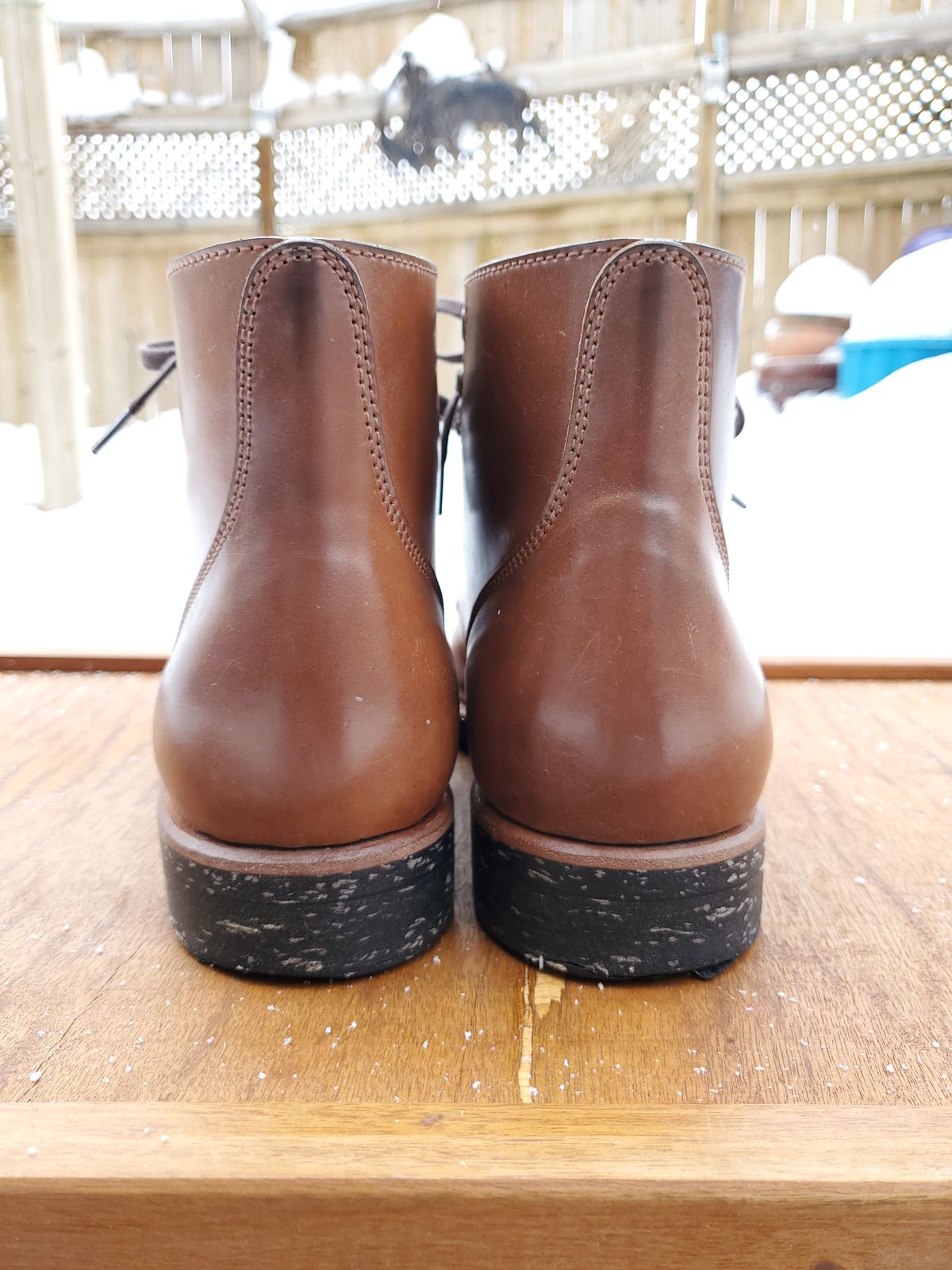 Photo by horsebuttboots on February 1, 2023 of the Quan Shoemaker Unknown Model in Horween Natural Shell Cordovan.