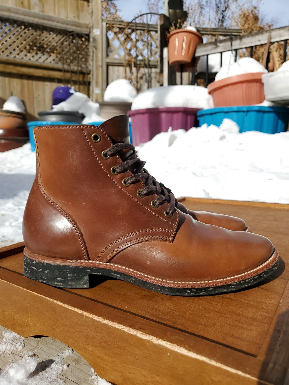 Photo by horsebuttboots on March 1, 2023 of the Quan Shoemaker Unknown Model in Horween Natural Shell Cordovan.
