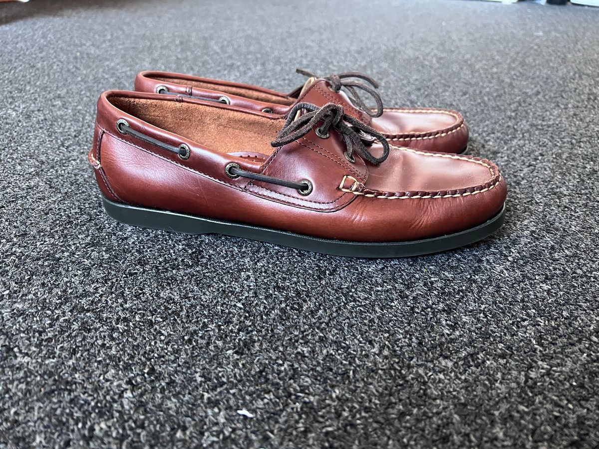 Photo by Snailchang on March 17, 2025 of the L.L.Bean Casco Bay Boat Shoe in Canyon Brown Leathwr.