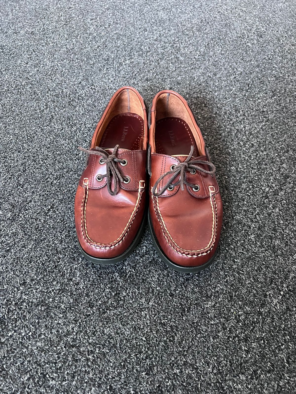 Photo by Snailchang on March 17, 2025 of the L.L.Bean Casco Bay Boat Shoe in Canyon Brown Leathwr.