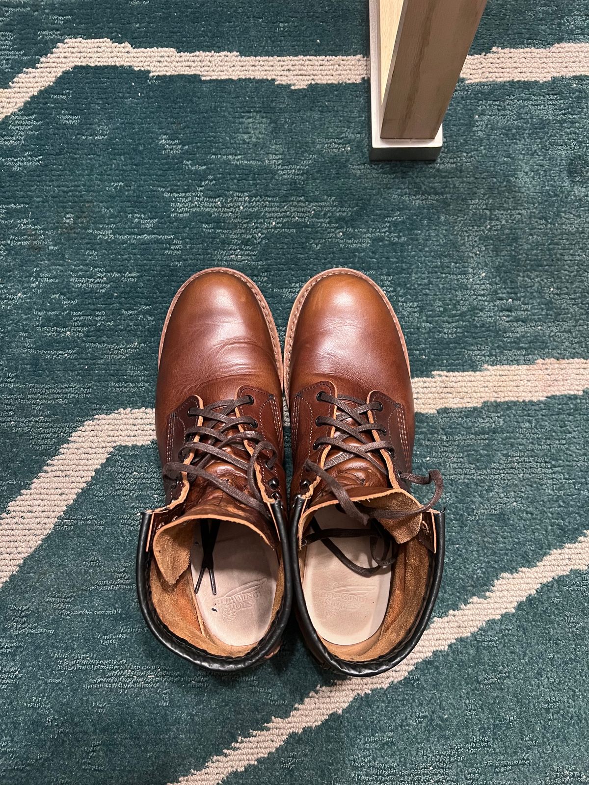 Photo by Snailchang on December 27, 2024 of the Red Wing Beckman in S.B. Foot Cigar Featherstone.