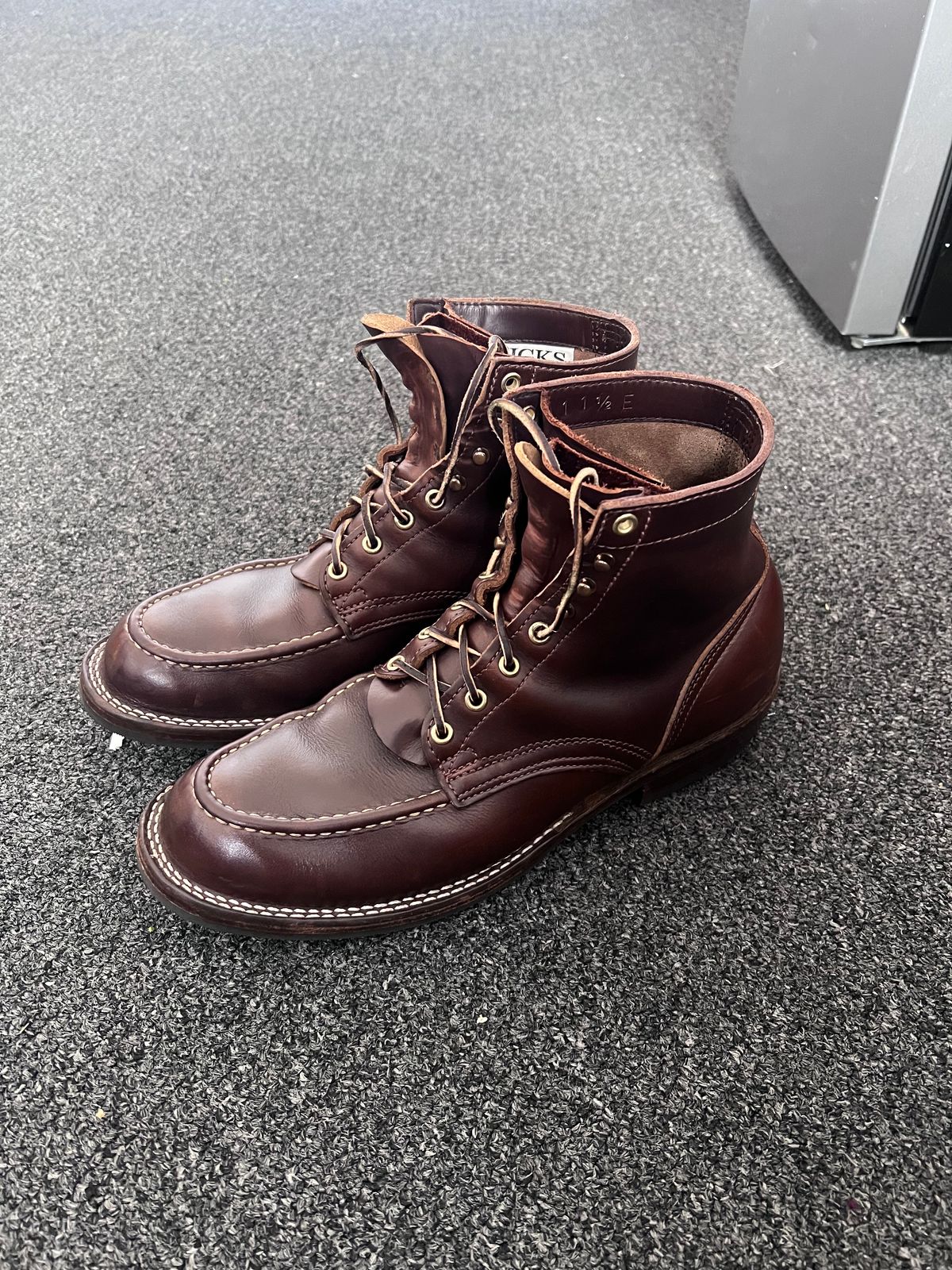 Photo by Snailchang on September 18, 2024 of the Nicks Moc Toe in Horween Brown Chromexcel.