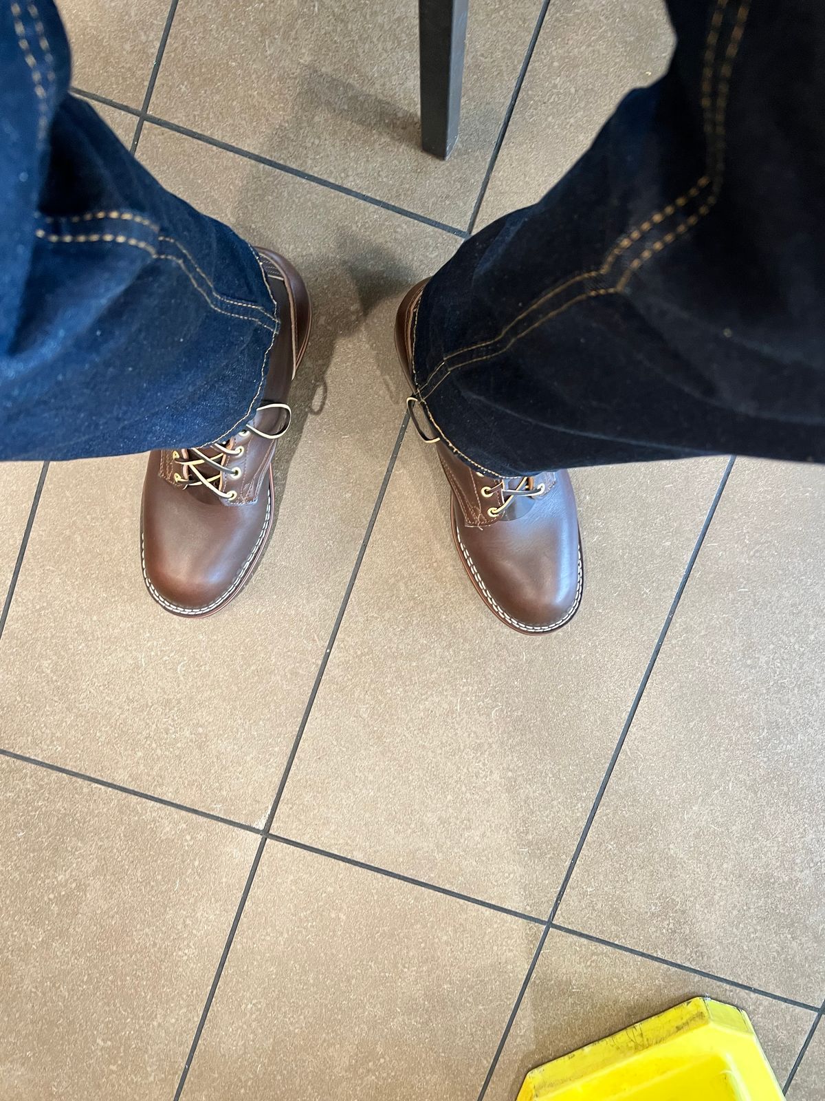 Photo by Snailchang on December 22, 2023 of the Nicks Falcon in Horween Brown Chromexcel.