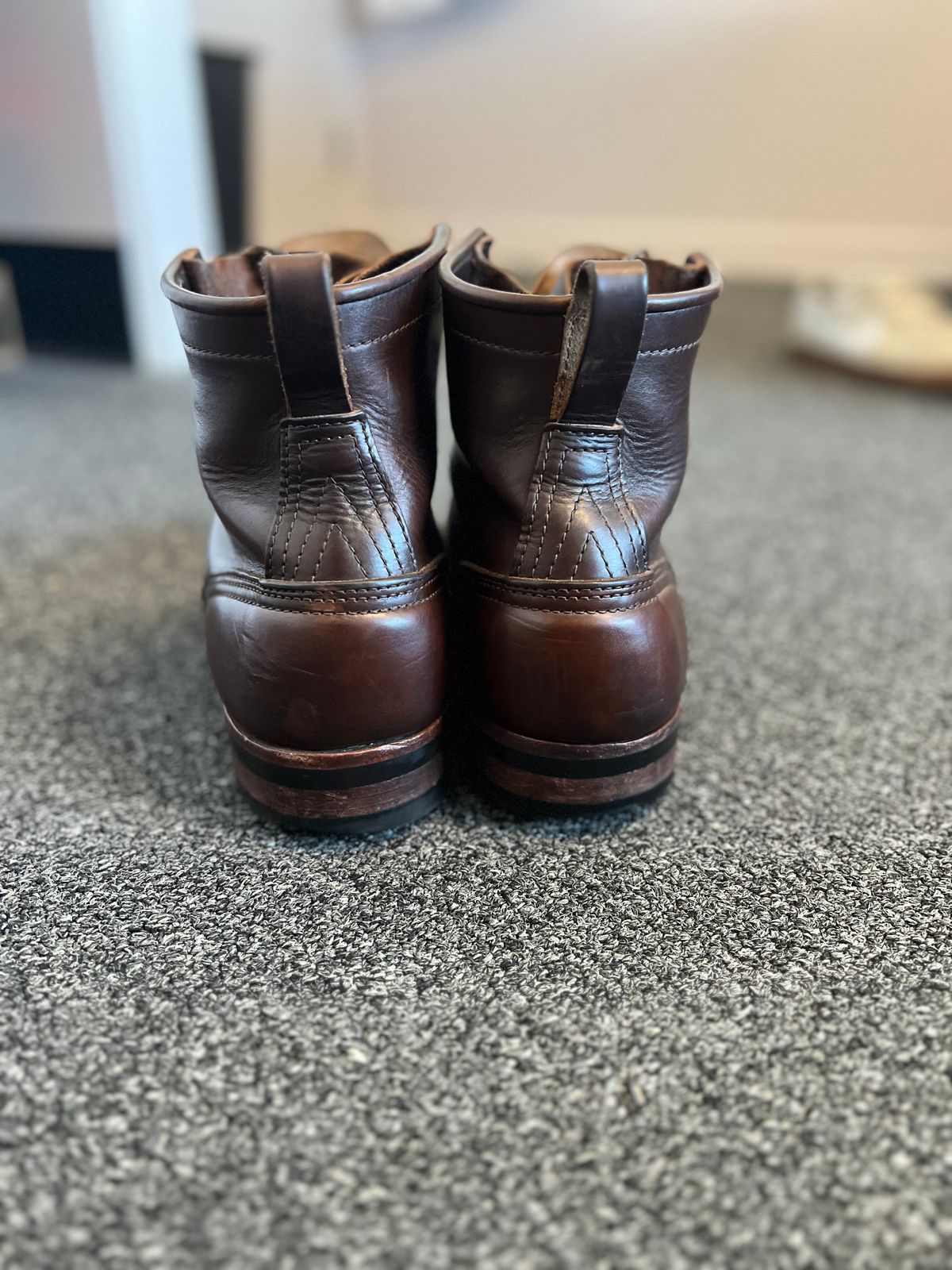 Photo by Snailchang on October 18, 2024 of the Nicks Falcon in Horween Brown Chromexcel.