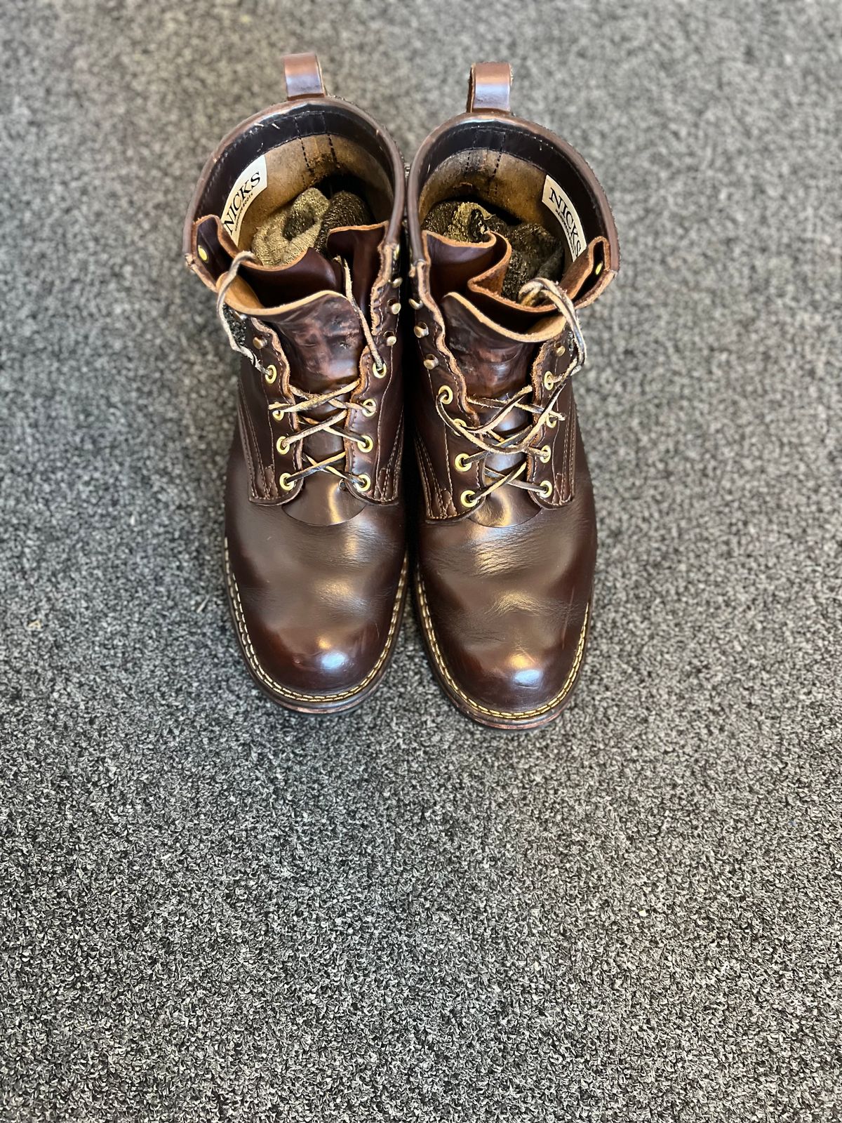 Photo by Snailchang on October 18, 2024 of the Nicks Falcon in Horween Brown Chromexcel.