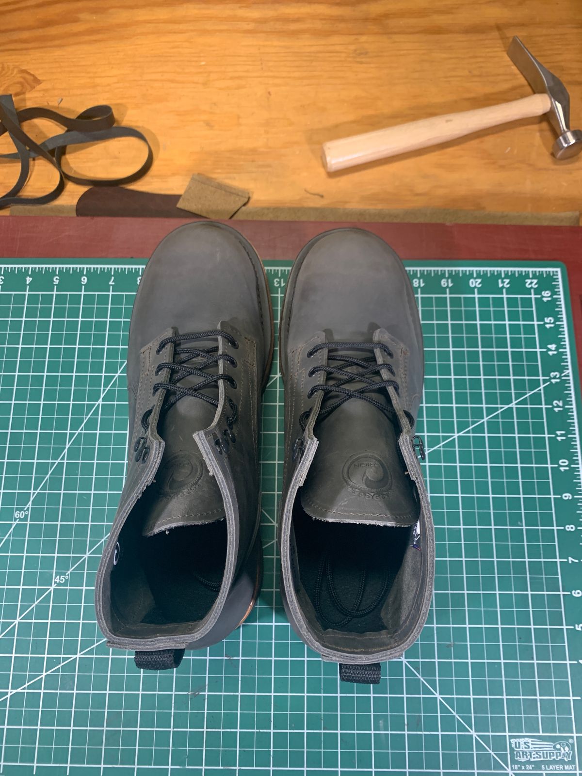 Photo by areith800 on October 5, 2022 of the Origin The Coronado Boot in Slate Waxed Pull Up.