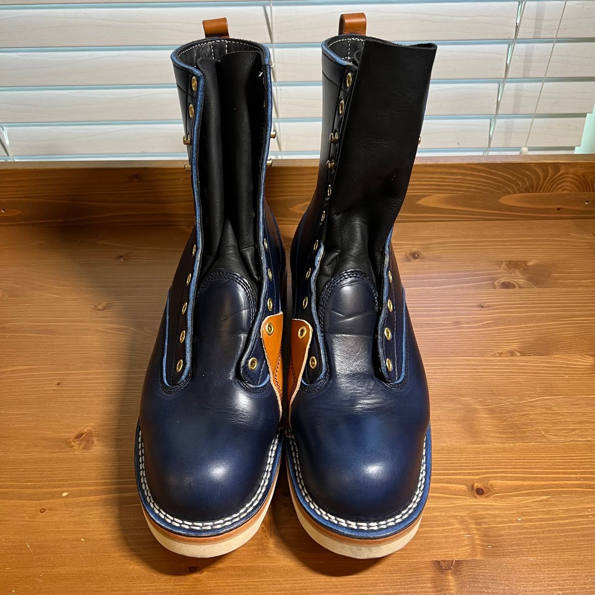 Photo by judgewedge on October 10, 2023 of the Frank's Boots Rainier in Wickett & Craig Tan English Bridle.