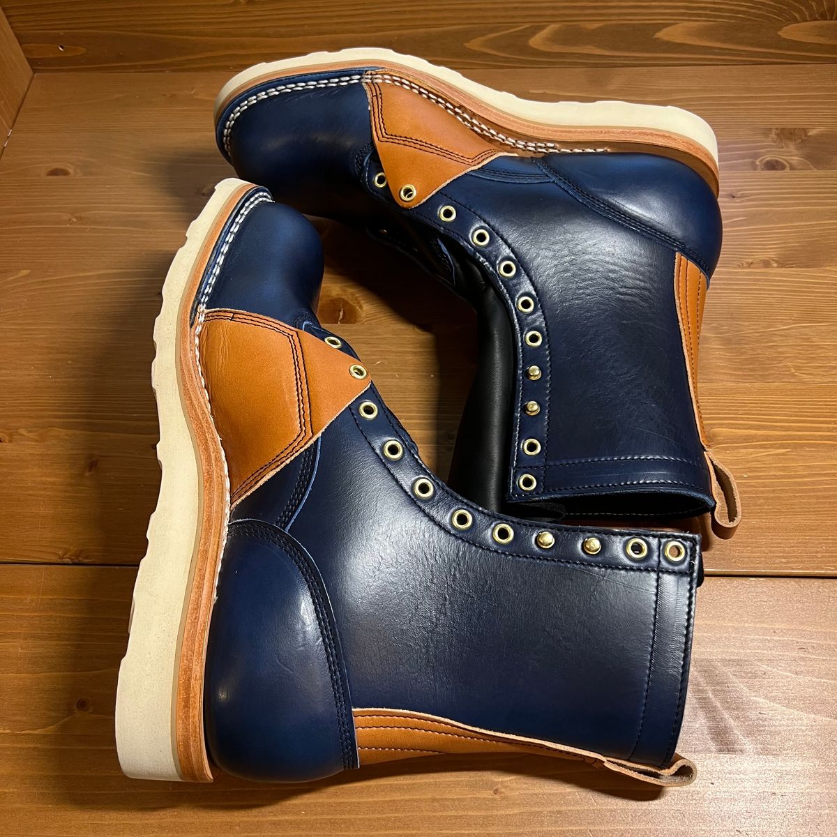 Photo by judgewedge on October 10, 2023 of the Frank's Boots Rainier in Wickett & Craig Tan English Bridle.