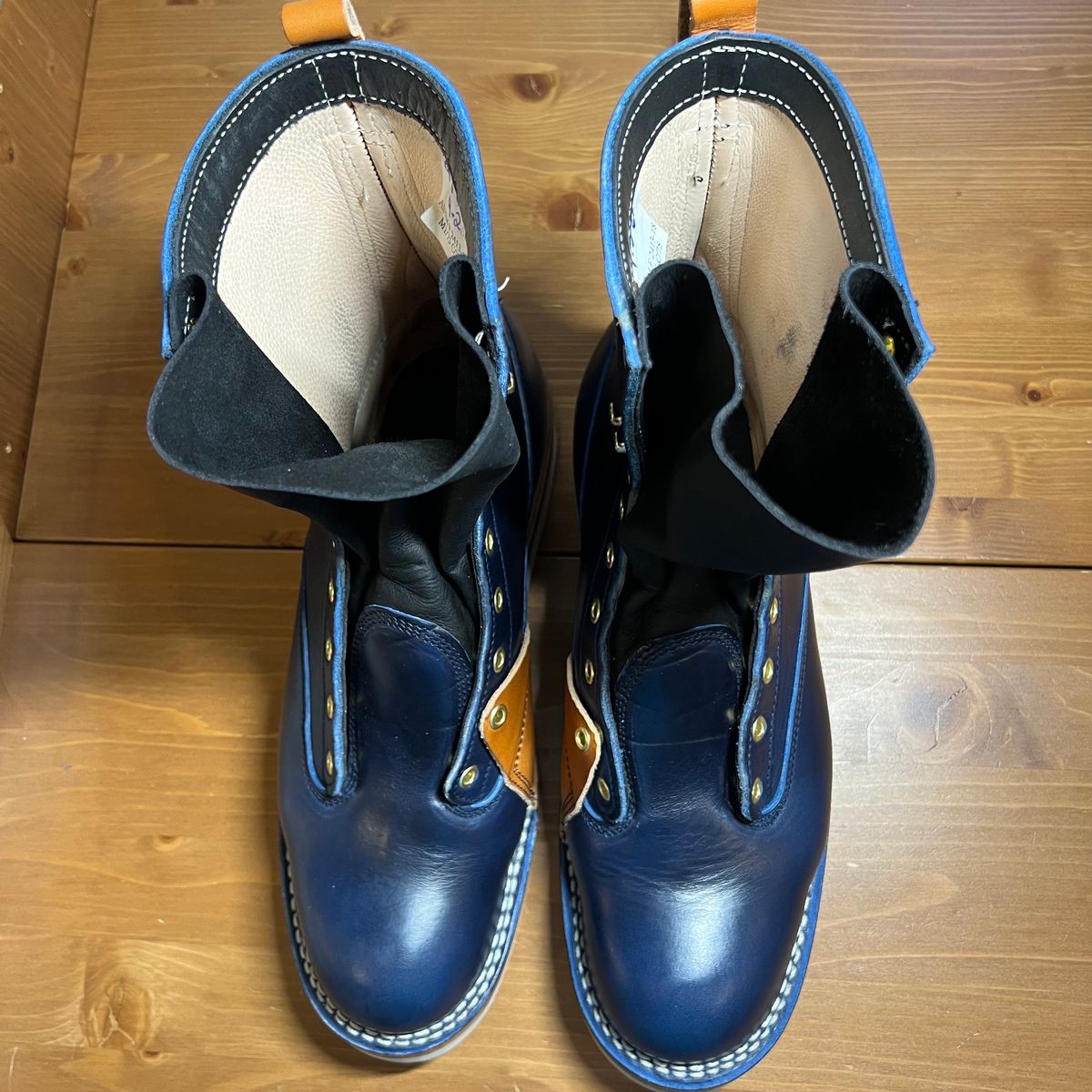 Photo by judgewedge on October 10, 2023 of the Frank's Boots Rainier in Wickett & Craig Tan English Bridle.