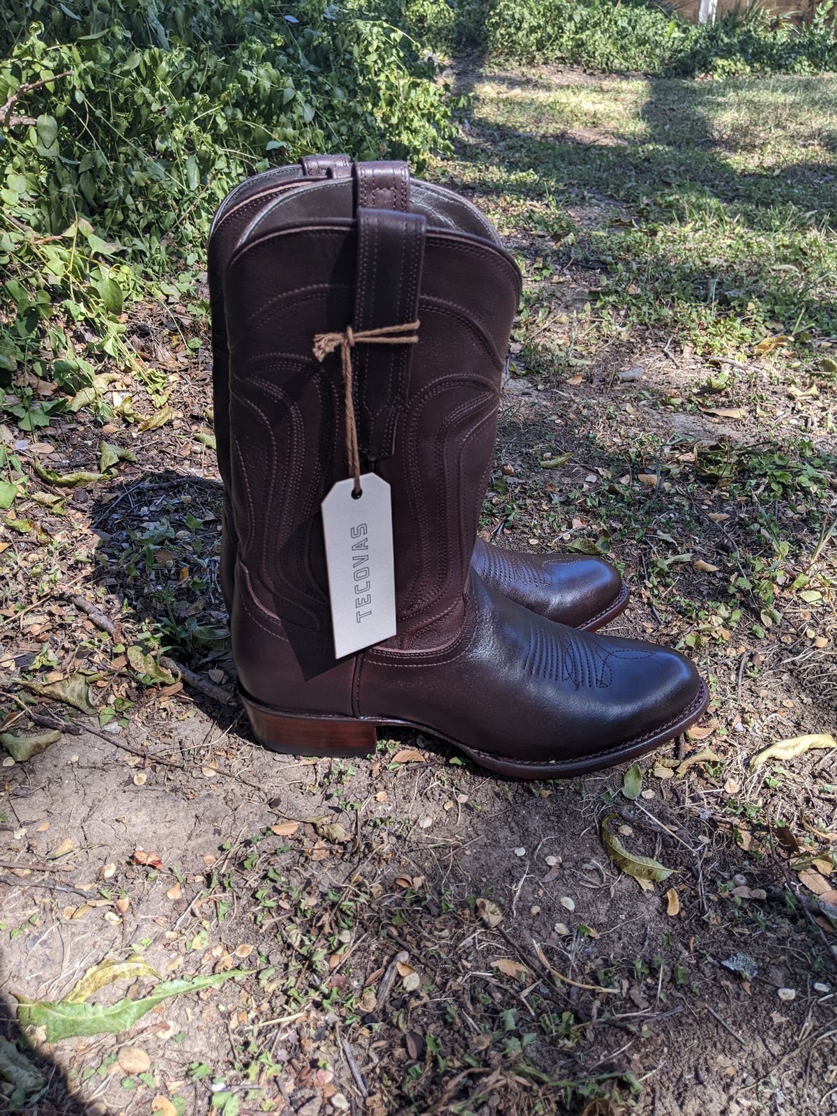 Photo by yellowflannel on October 1, 2022 of the Tecovas The Cartwright in Stout Bovine.