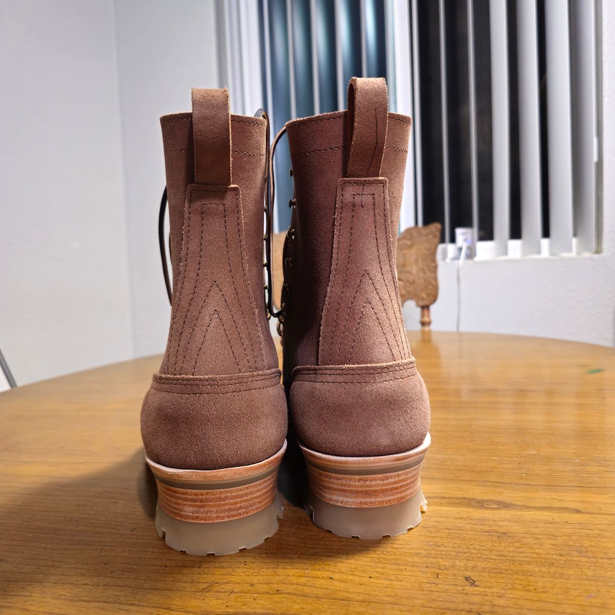 Photo by fozzie_the_bear on October 1, 2025 of the Nicks BuilderPro in Seidel 1964 Tan Roughout.