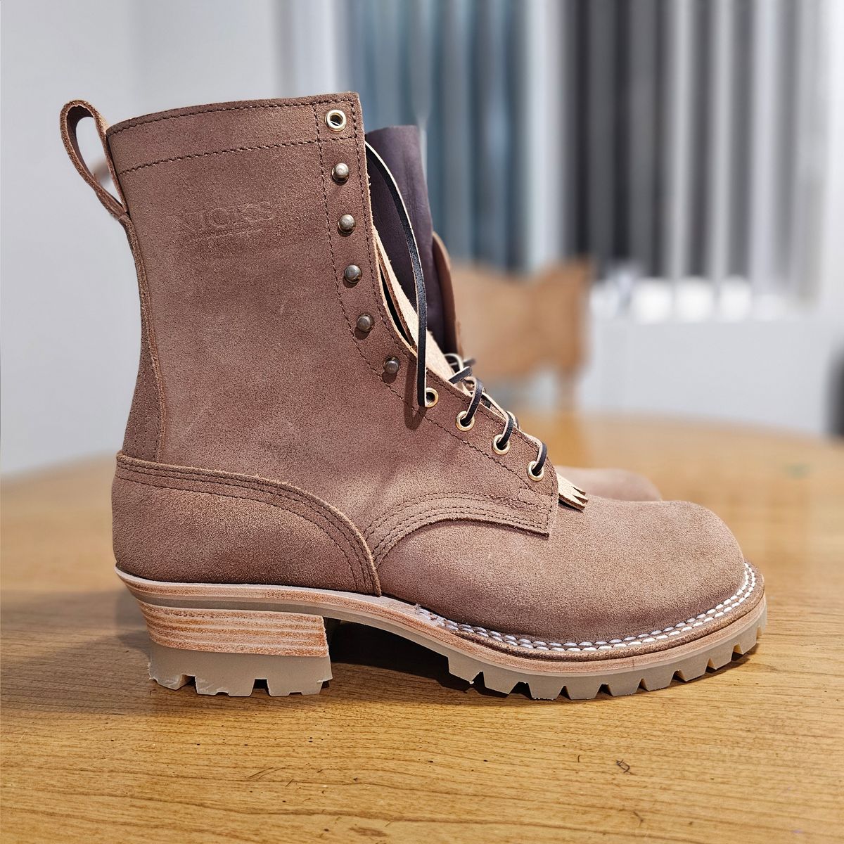 Photo by fozzie_the_bear on October 1, 2025 of the Nicks BuilderPro in Seidel 1964 Tan Roughout.