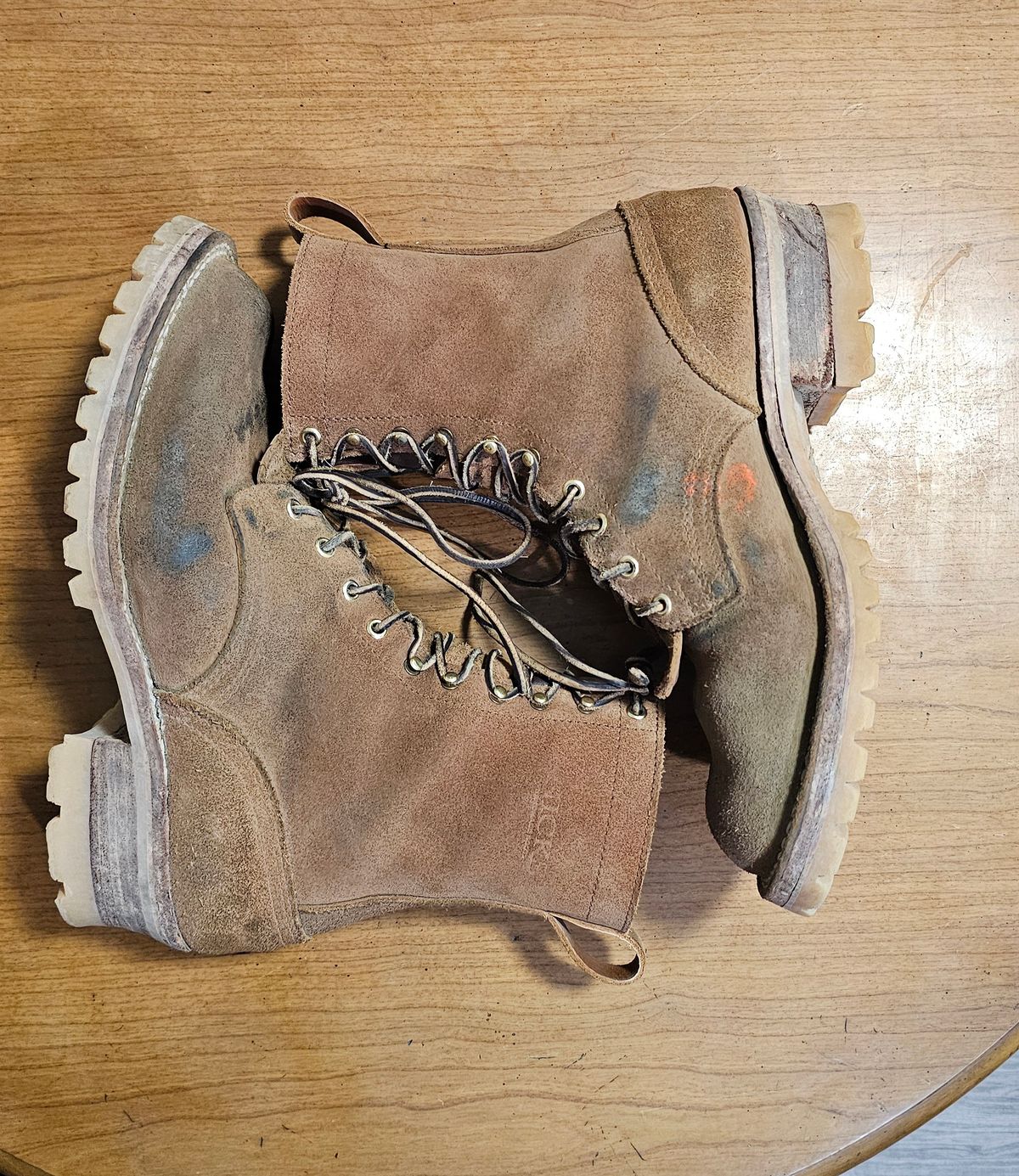 Photo by fozzie_the_bear on November 5, 2025 of the Nicks BuilderPro in Seidel 1964 Tan Roughout.