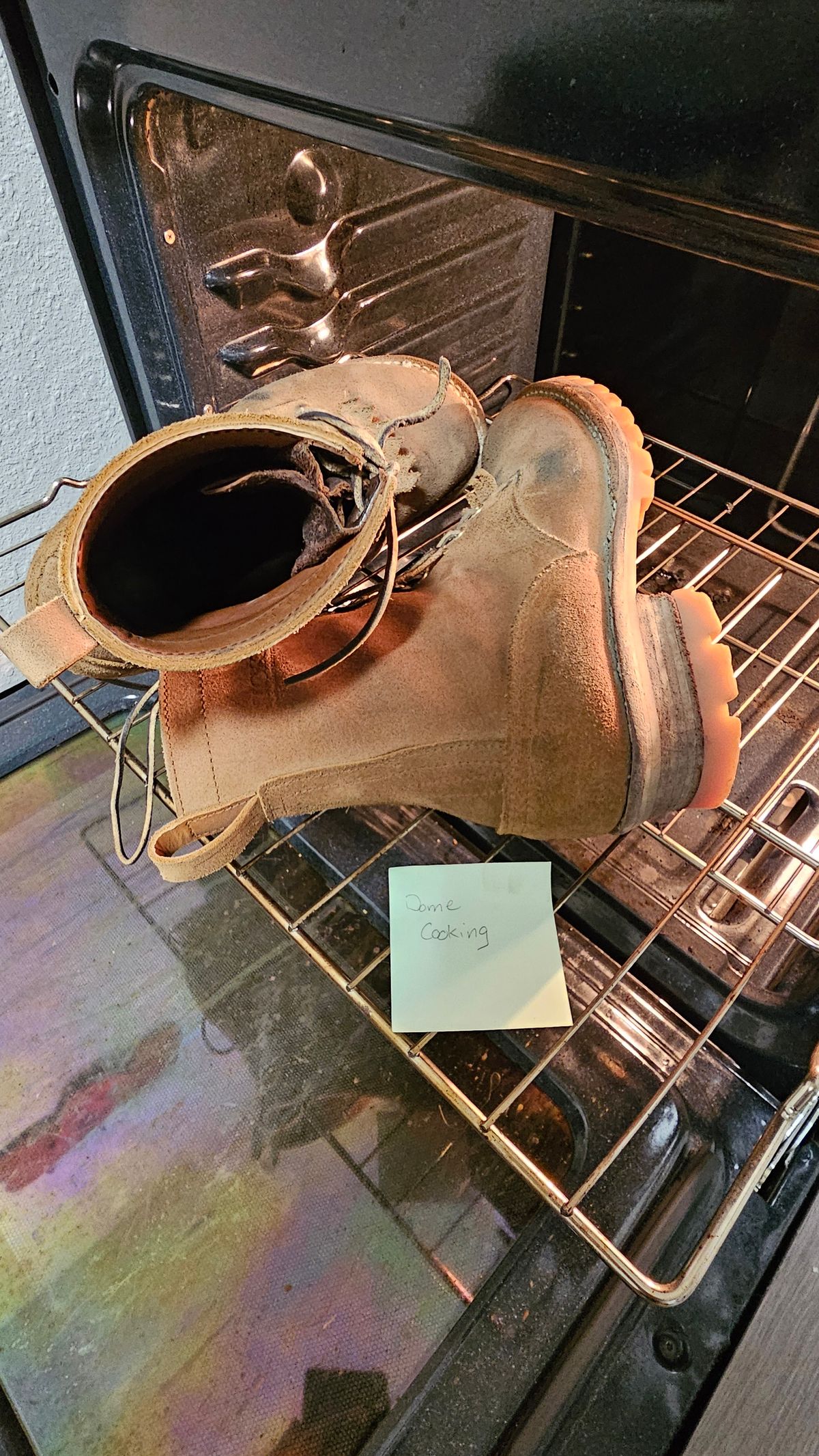 Photo by fozzie_the_bear on November 5, 2025 of the Nicks BuilderPro in Seidel 1964 Tan Roughout.