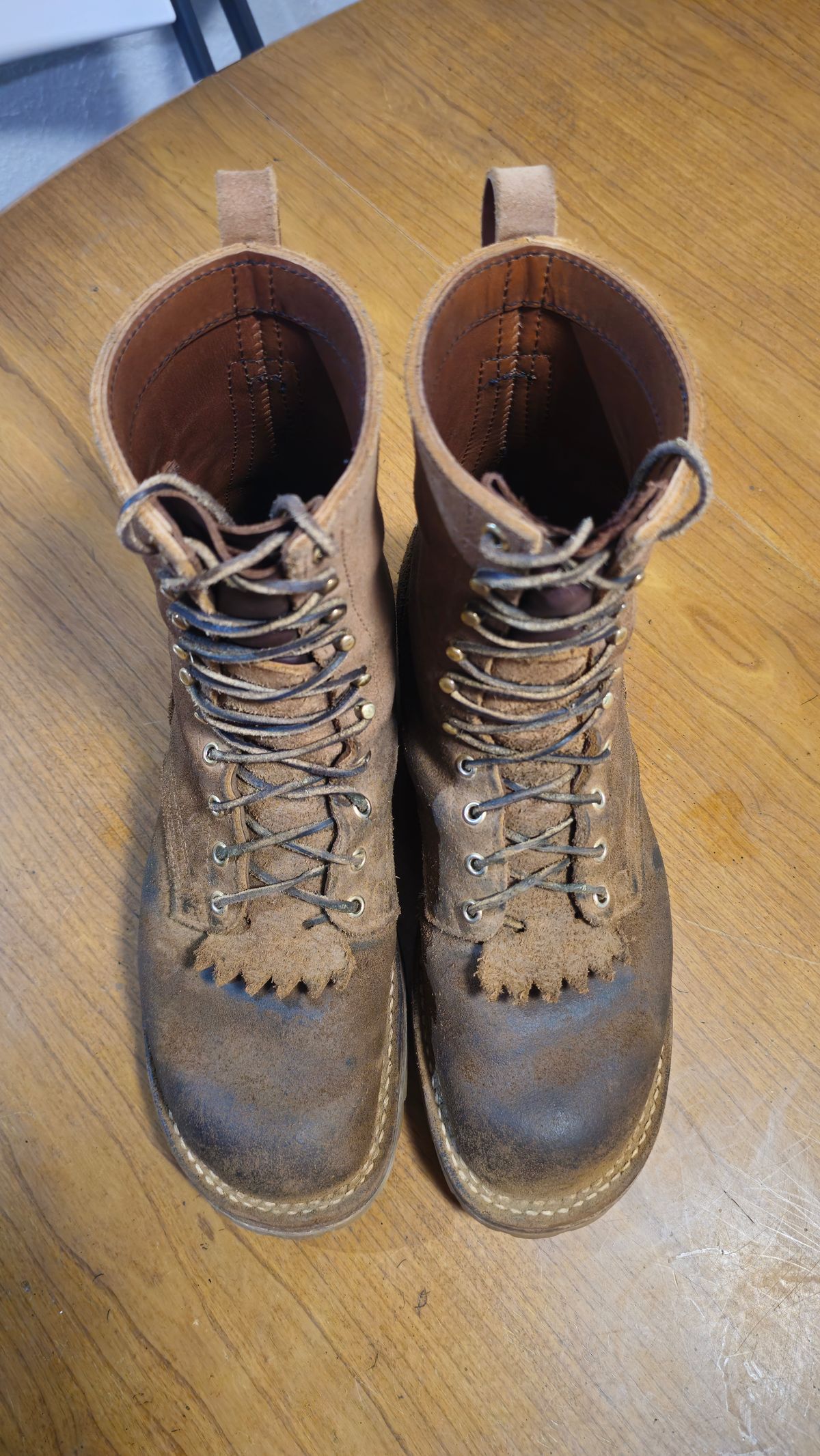 Photo by fozzie_the_bear on December 4, 2025 of the Nicks BuilderPro in Seidel 1964 Tan Roughout.