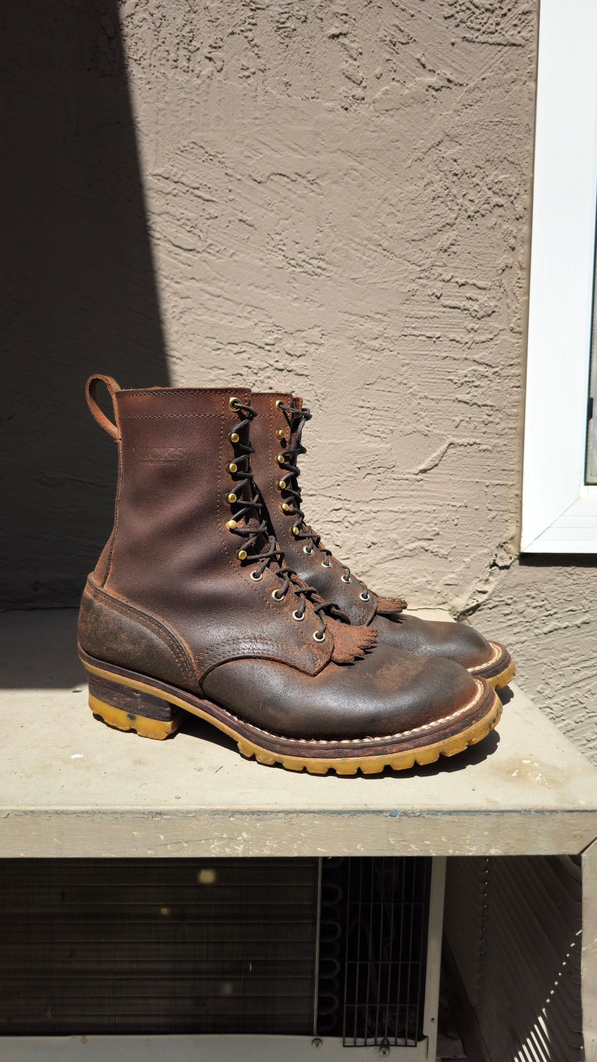 Photo by fozzie_the_bear on April 5, 2026 of the Nicks BuilderPro in Seidel 1964 Tan Roughout.