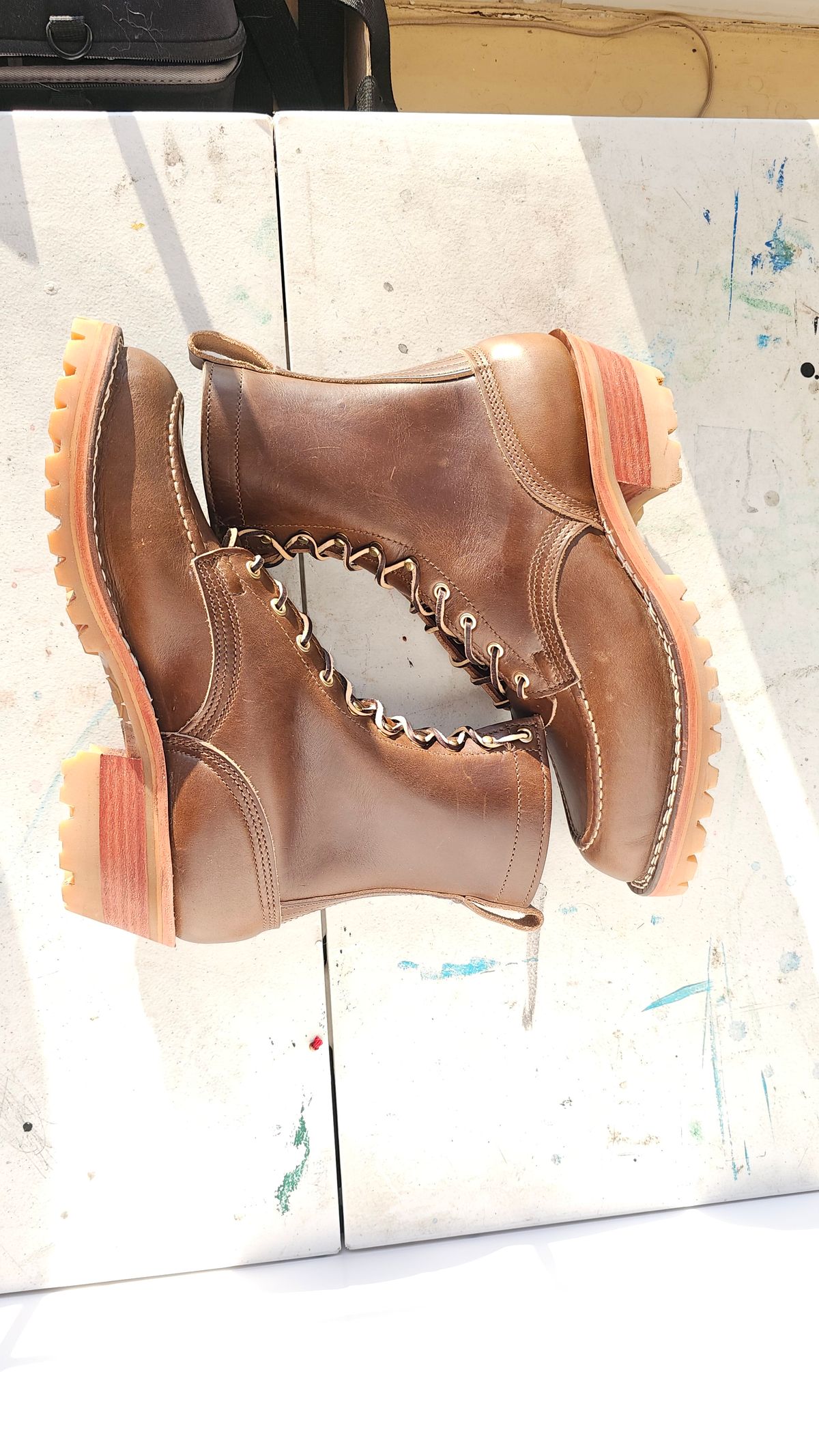 Photo by fozzie_the_bear on October 1, 2023 of the Nicks DomePro in Horween British Tan Chromexcel.