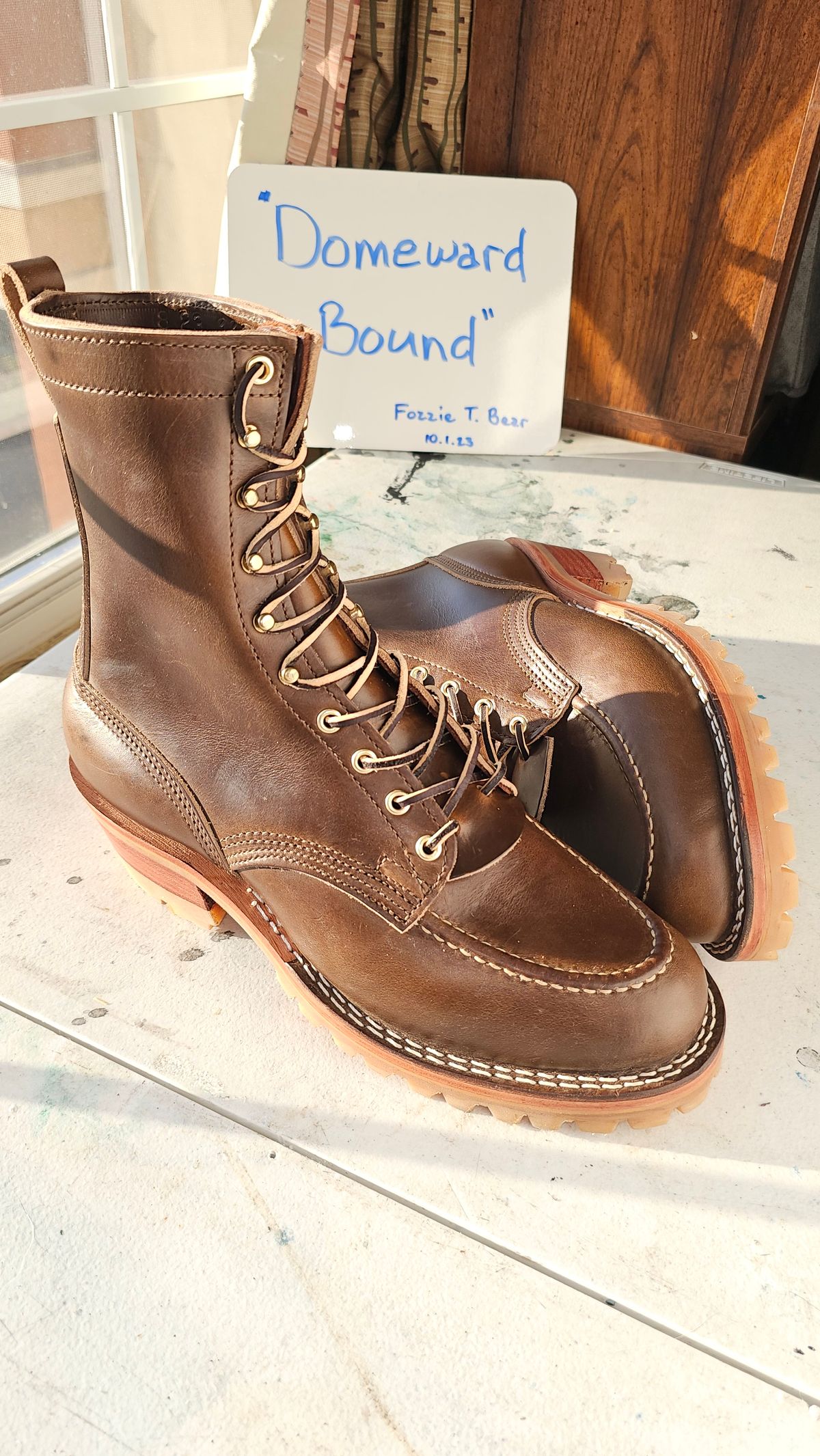 Photo by fozzie_the_bear on October 1, 2023 of the Nicks DomePro in Horween British Tan Chromexcel.