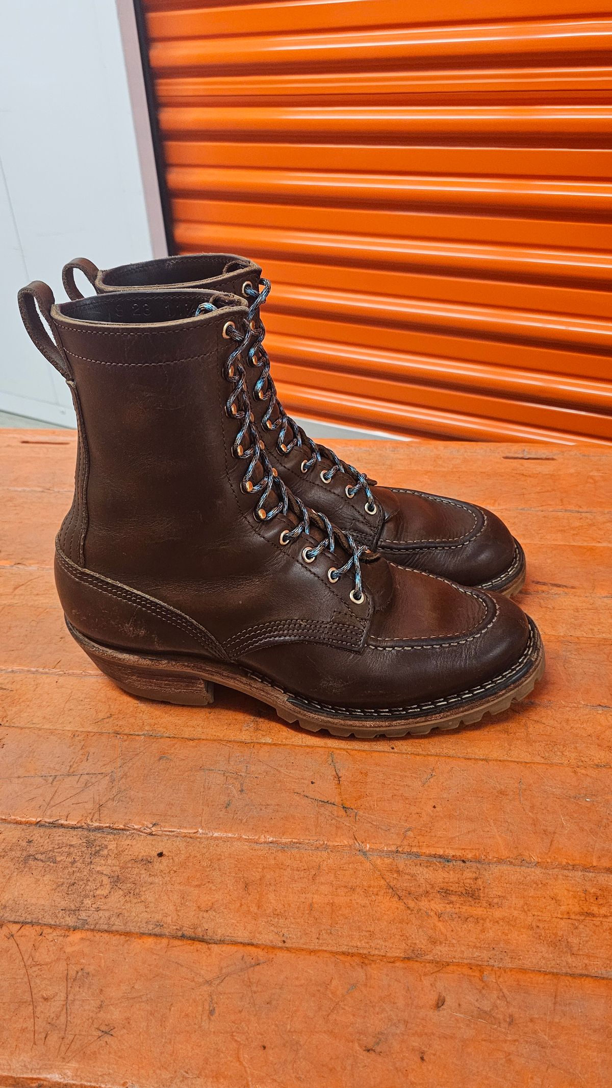 Photo by fozzie_the_bear on February 6, 2024 of the Nicks DomePro in Horween British Tan Chromexcel.