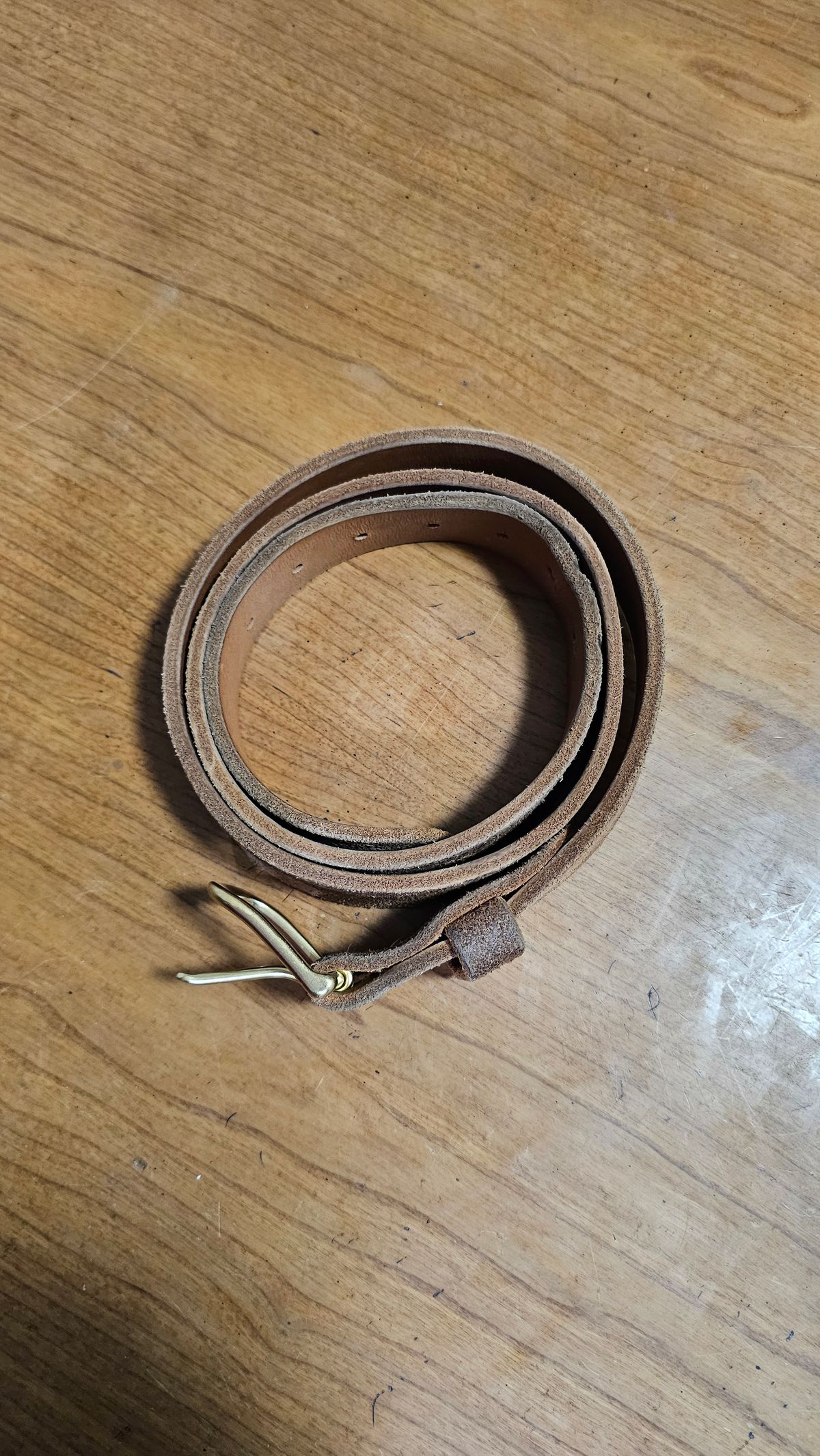 Photo by fozzie_the_bear on November 5, 2025 of the Nicks Work Belt in Seidel 1964 Tan Roughout.