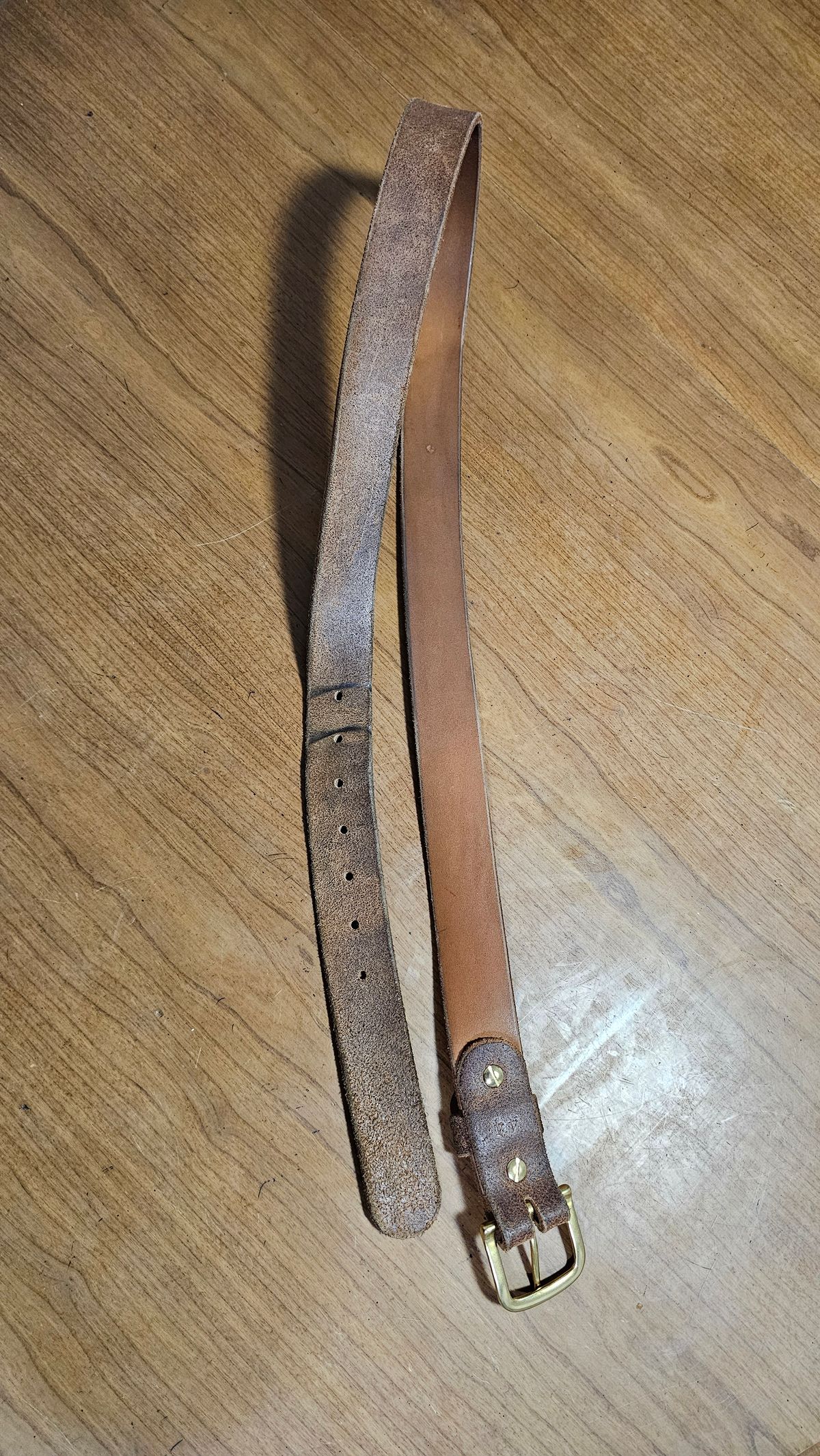 Photo by fozzie_the_bear on November 5, 2025 of the Nicks Work Belt in Seidel 1964 Tan Roughout.