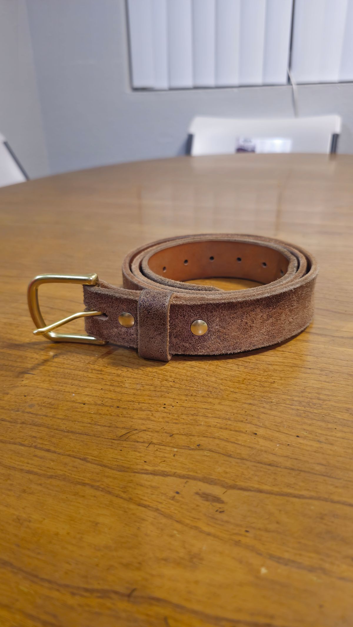 Photo by fozzie_the_bear on December 4, 2025 of the Nicks Work Belt in Seidel 1964 Tan Roughout.