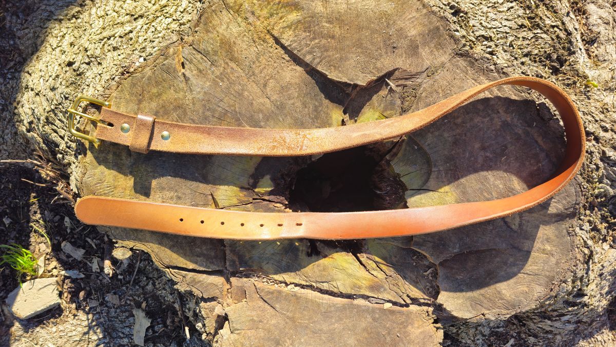 Photo by fozzie_the_bear on March 2, 2026 of the Nicks Work Belt in Seidel 1964 Tan Roughout.