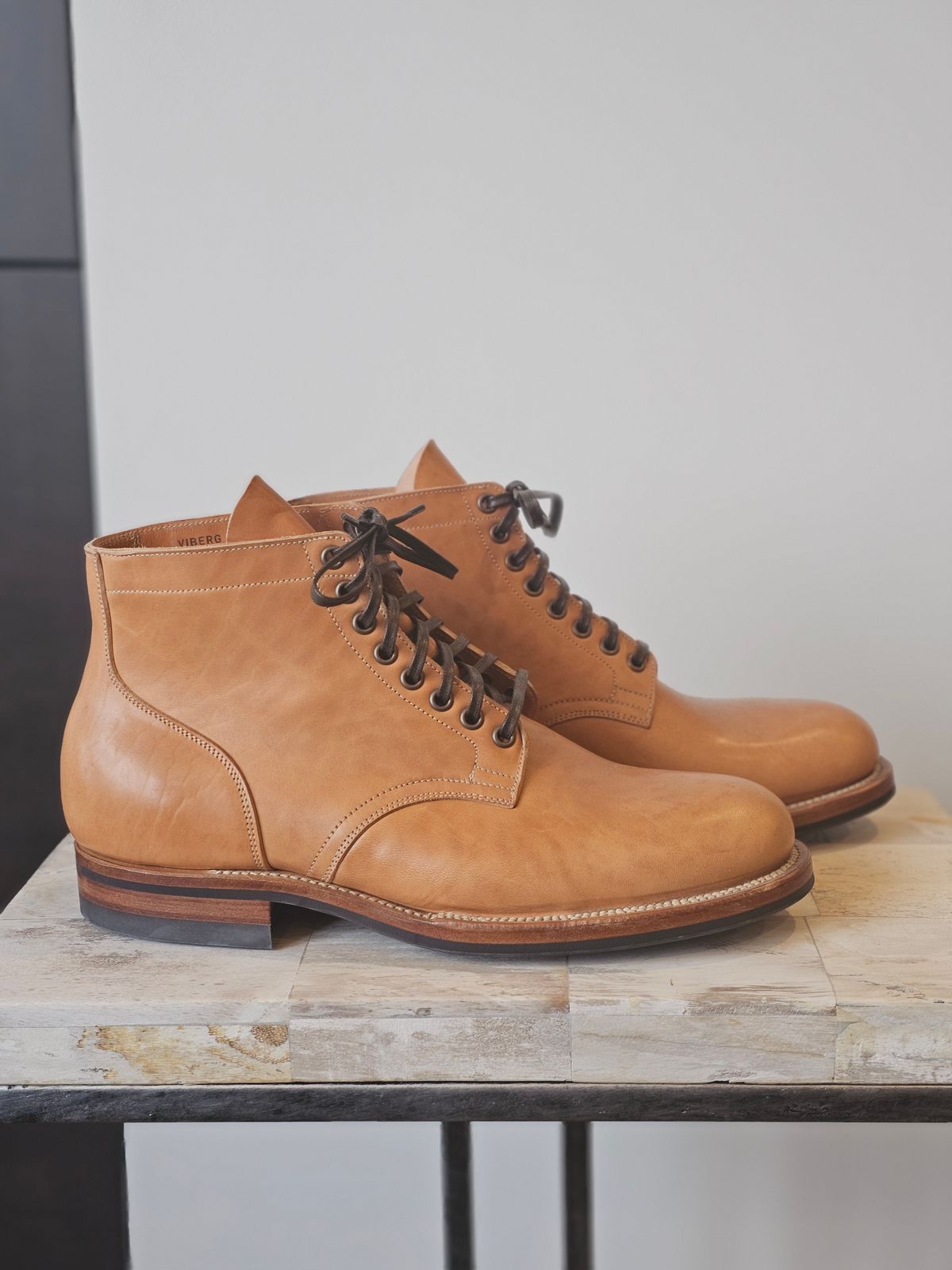 Photo by cgbaird2 on October 2, 2025 of the Viberg Service Boot in Maryam Natural Horsebutt.