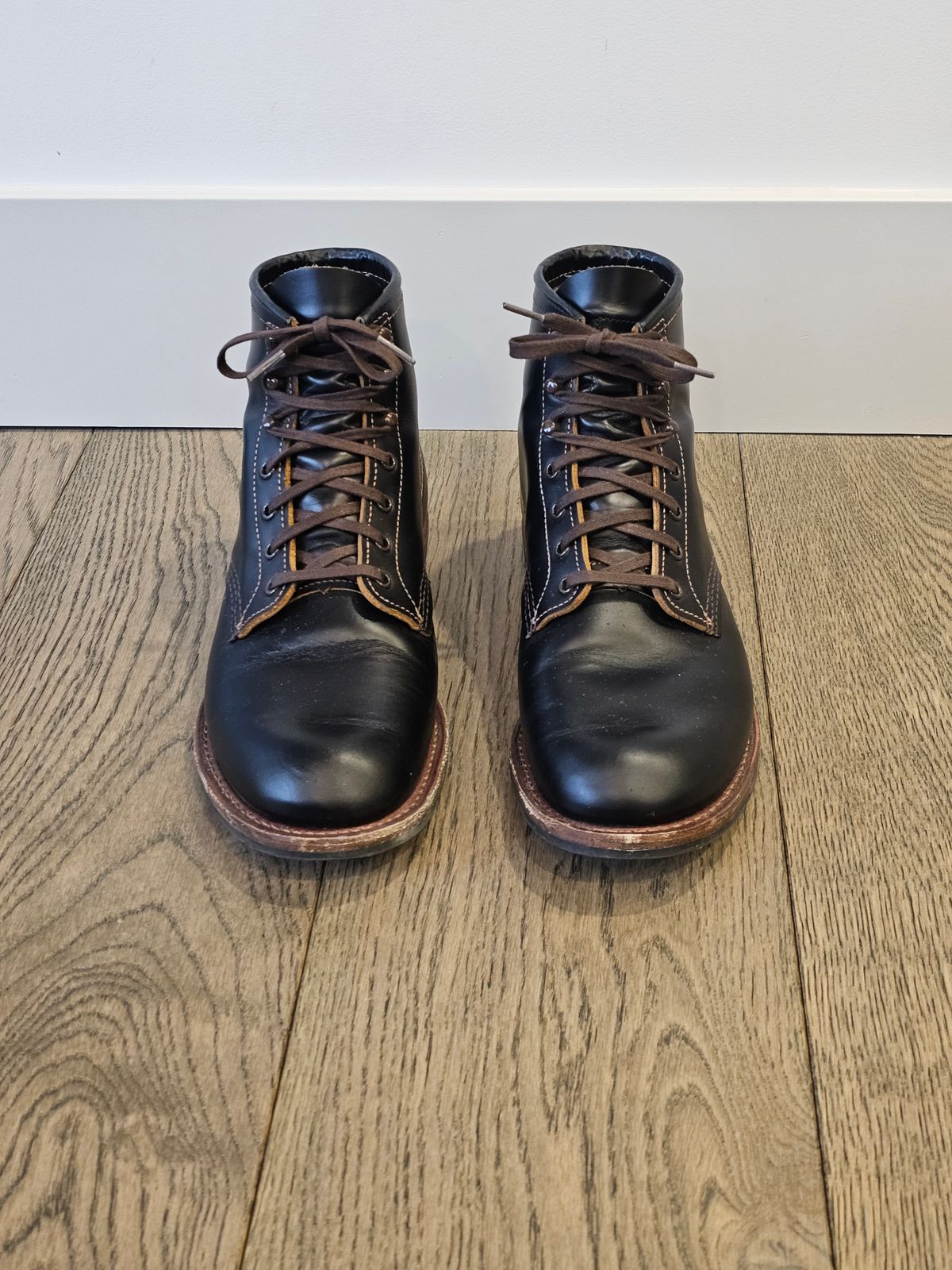 Photo by cgbaird2 on March 4, 2025 of the Red Wing Beckman Flatbox in S.B. Foot Black Klondike.
