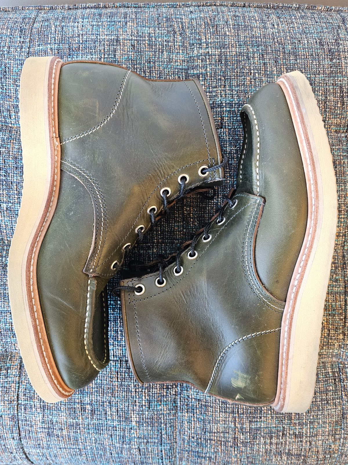 Photo by cgbaird2 on January 1, 2024 of the Jamvaida Japanese Moc Toe in Horween Olive Chromexcel.