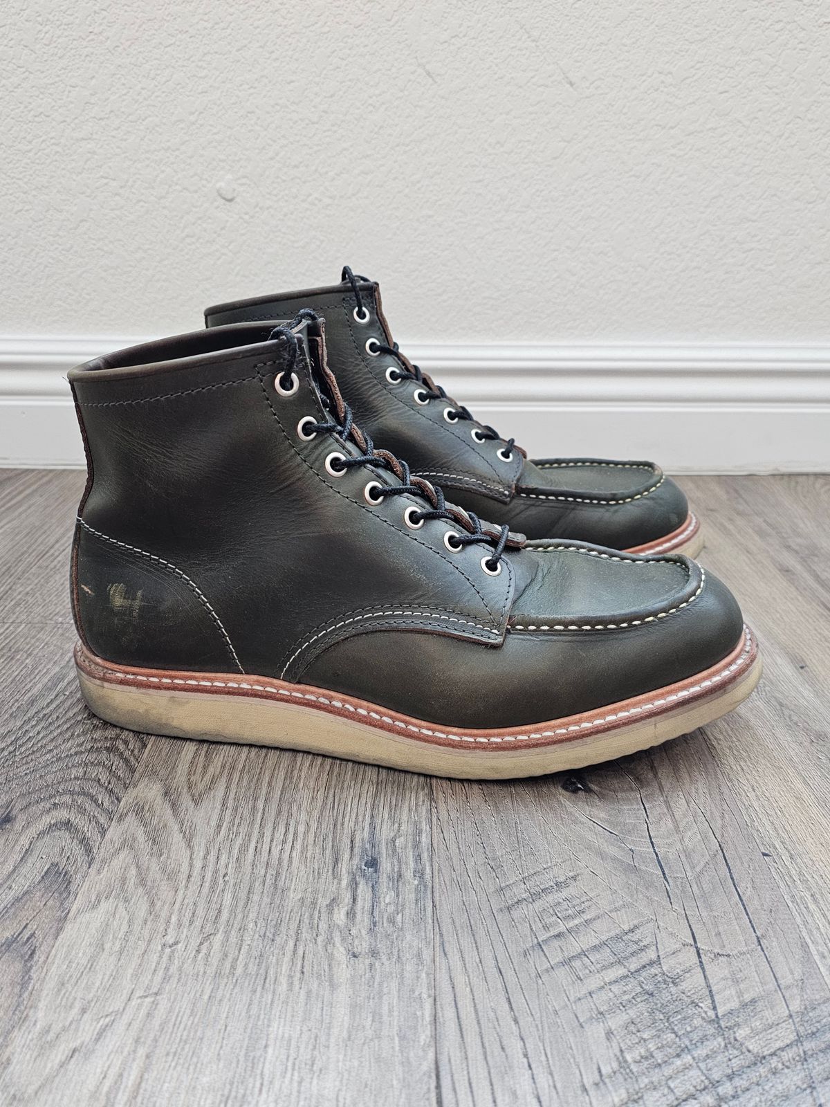 Photo by cgbaird2 on March 2, 2024 of the Jamvaida Japanese Moc Toe in Horween Olive Chromexcel.