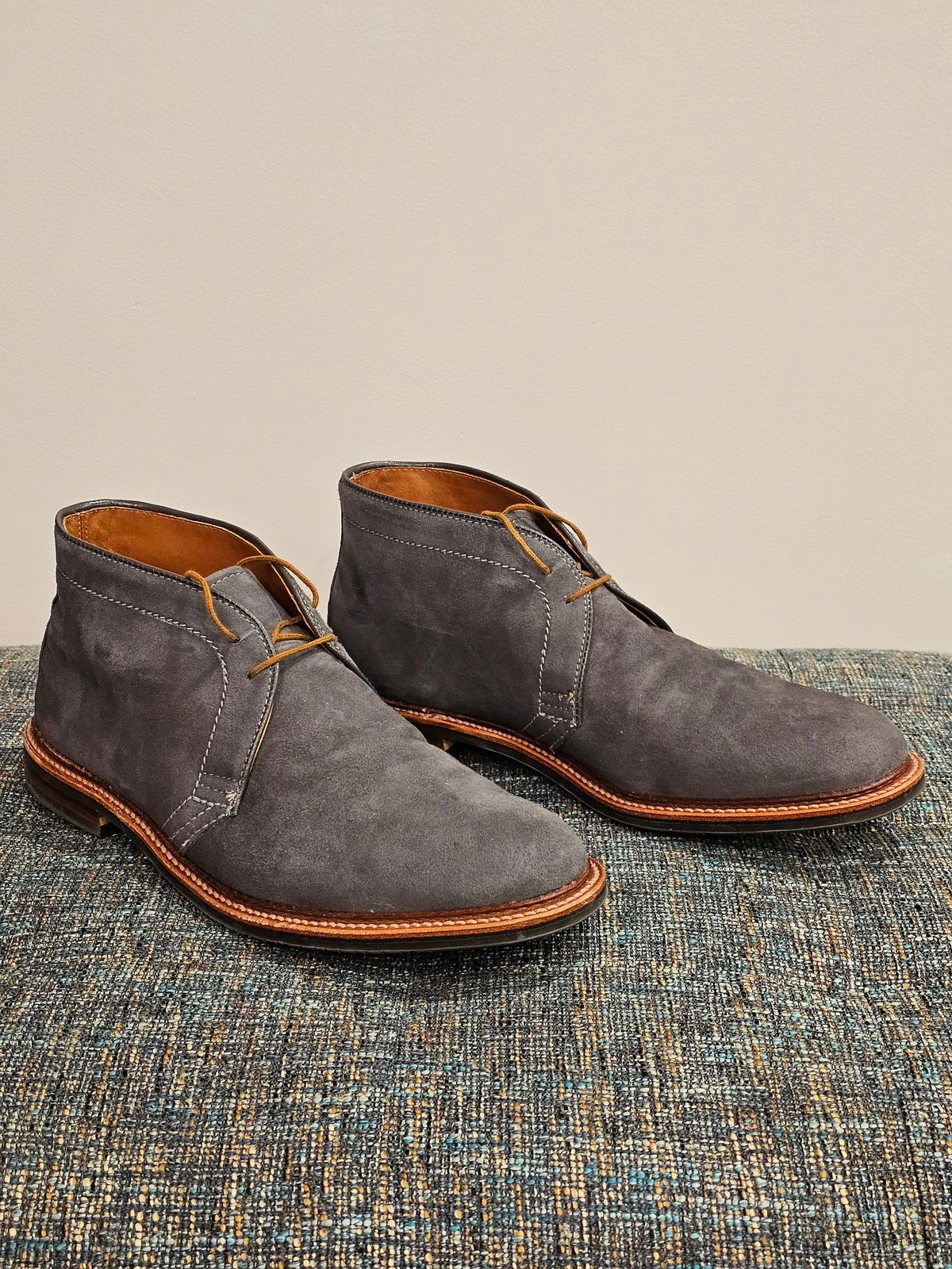 Photo by cgbaird2 on August 13, 2022 of the Alden 2-Eyelet Chukka in C.F. Stead Storm Suede.