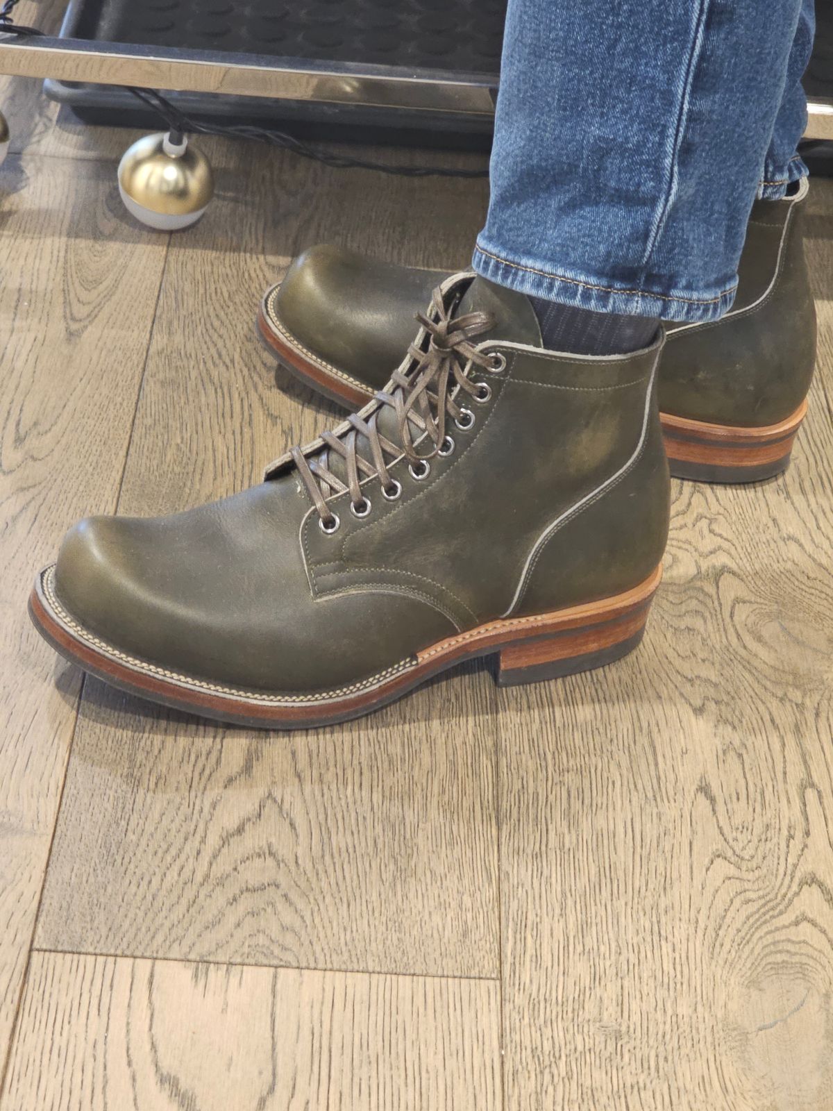 Photo by cgbaird2 on May 5, 2024 of the Viberg Service Boot in Horween Olive Chromepak.