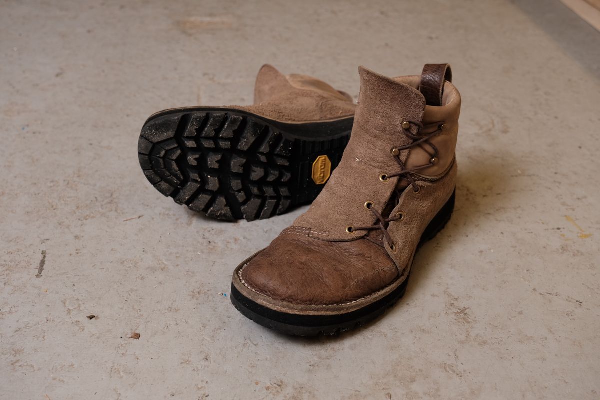 Photo by henrysun on December 3, 2022 of the Paris Sun Unlisted Model in C.F. Stead Autumn Spice Waxed Kudu.