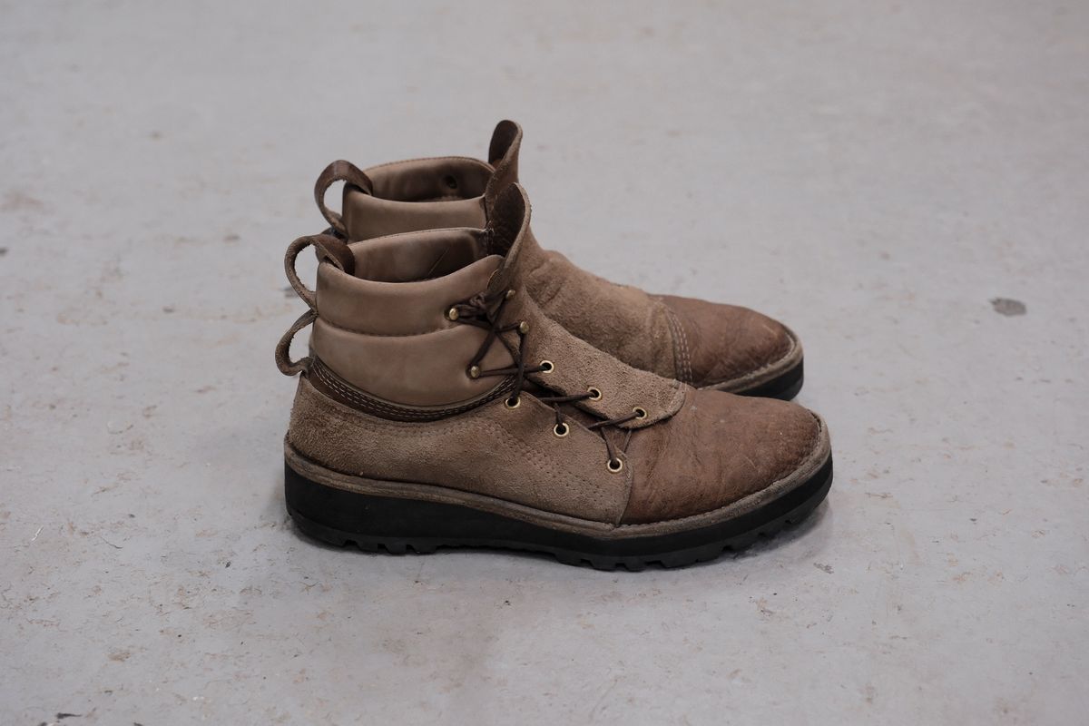 Photo by henrysun on March 6, 2023 of the Paris Sun Unlisted Model in C.F. Stead Autumn Spice Waxed Kudu.