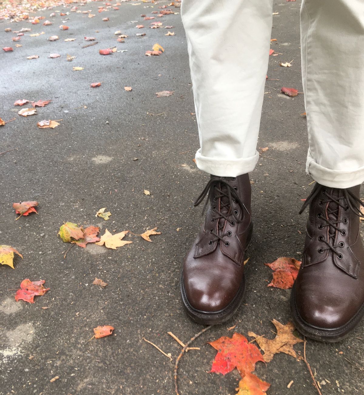 Photo by doublekicks on November 1, 2022 of the Tricker's Burford Plain Derby Boot in Dark Brown Olivia Scotch Grain.